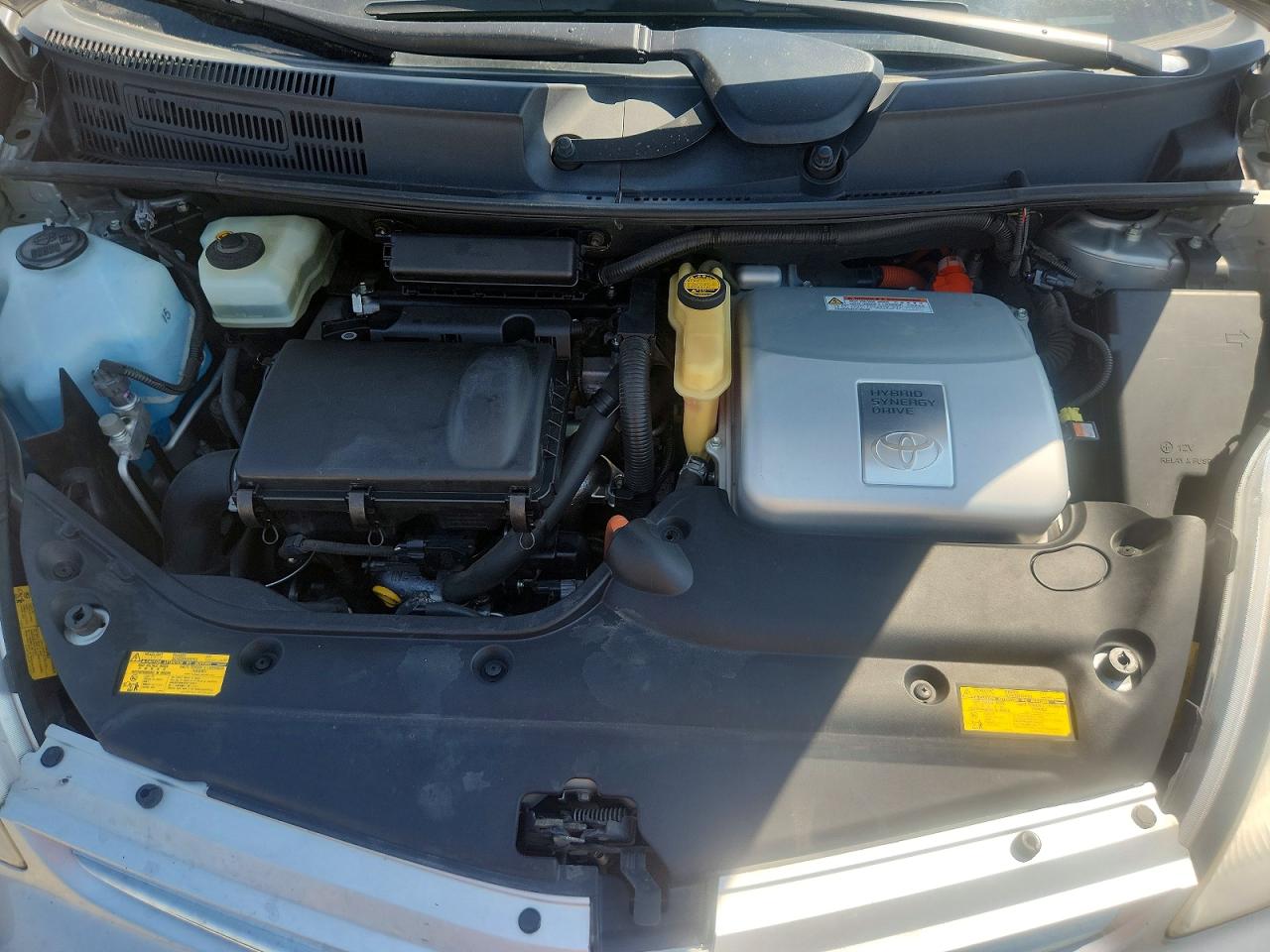 2006 Toyota Prius Base Silver vin: JTDKB20U163151602