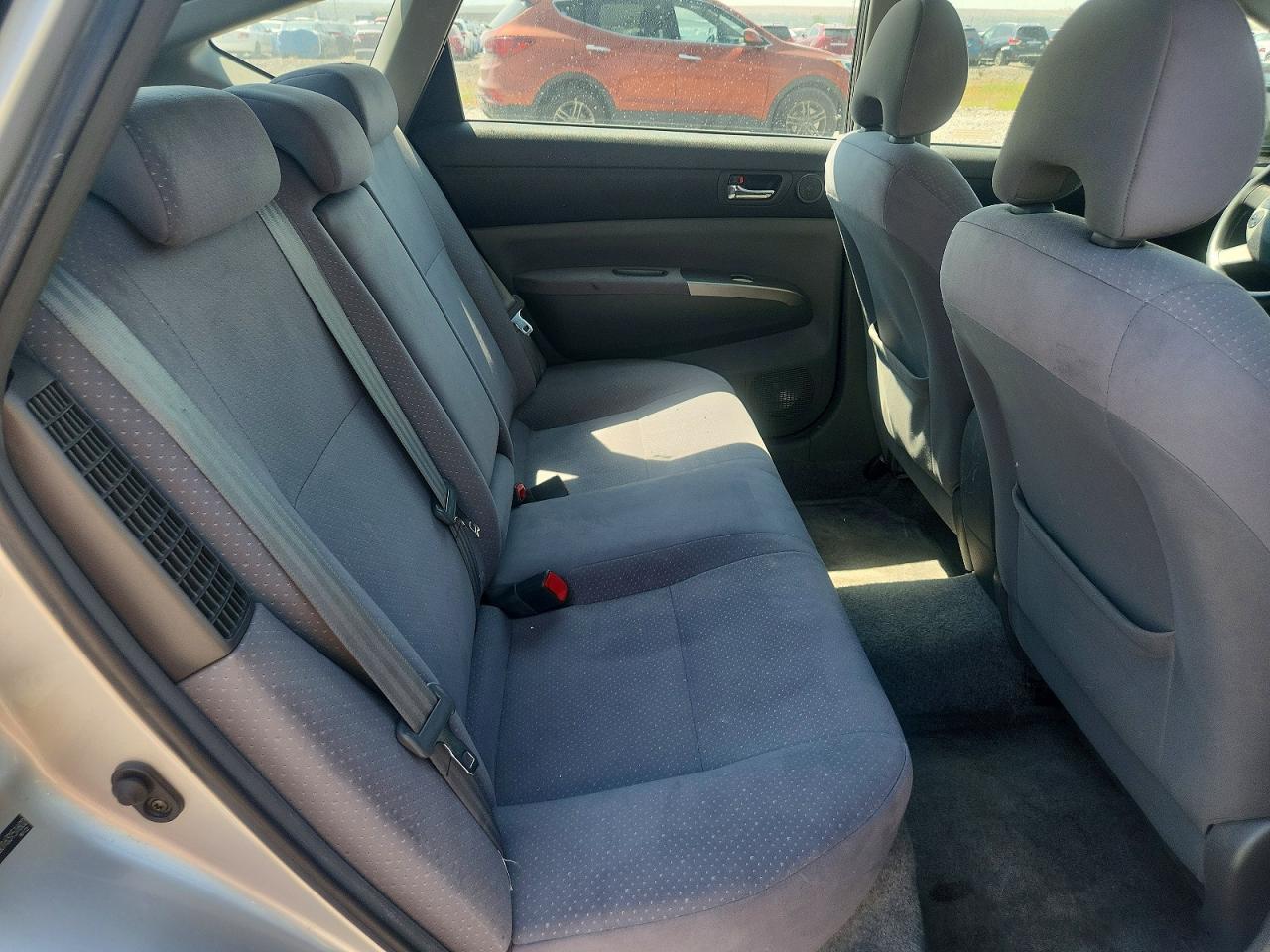 2006 Toyota Prius Base Silver vin: JTDKB20U163151602
