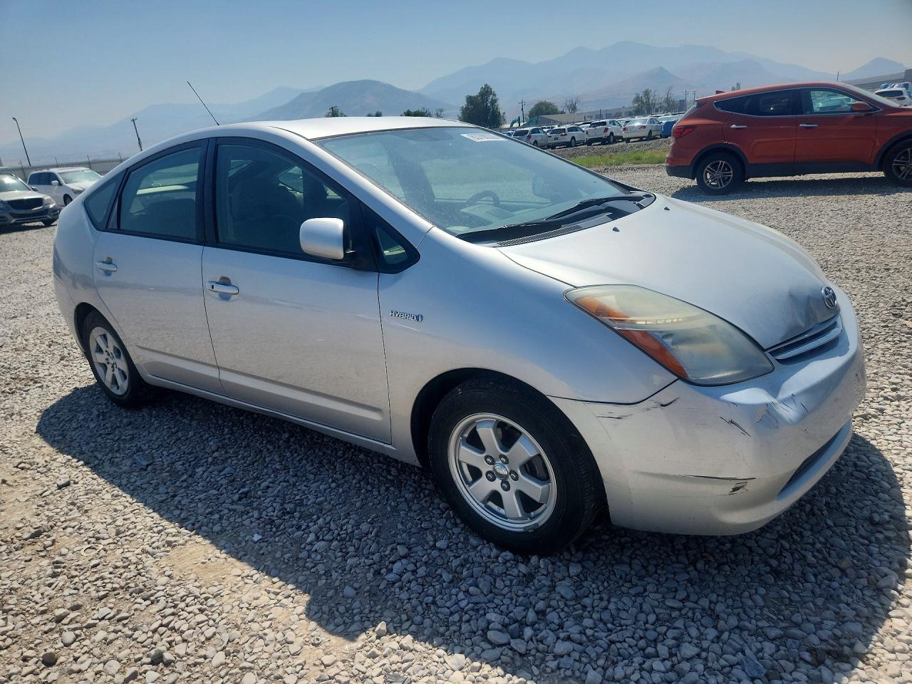 2006 Toyota Prius Base Silver vin: JTDKB20U163151602