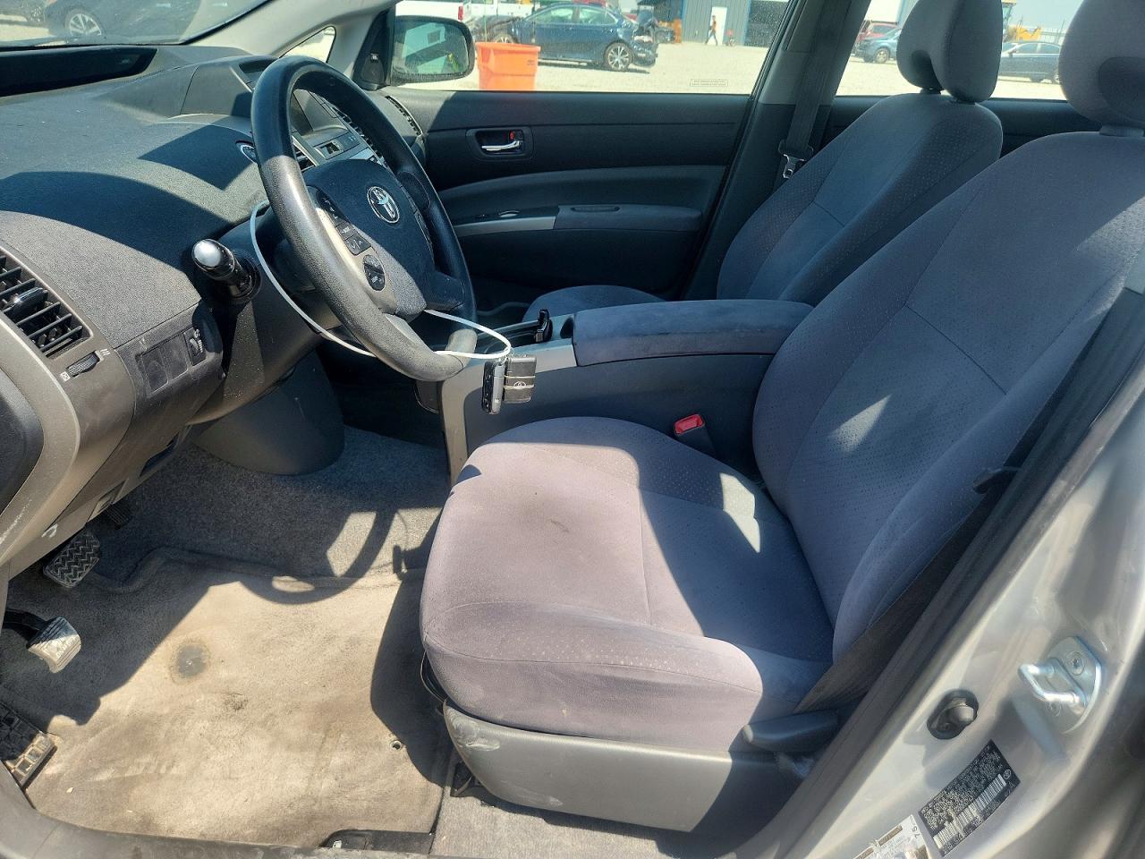 2006 Toyota Prius Base Silver vin: JTDKB20U163151602