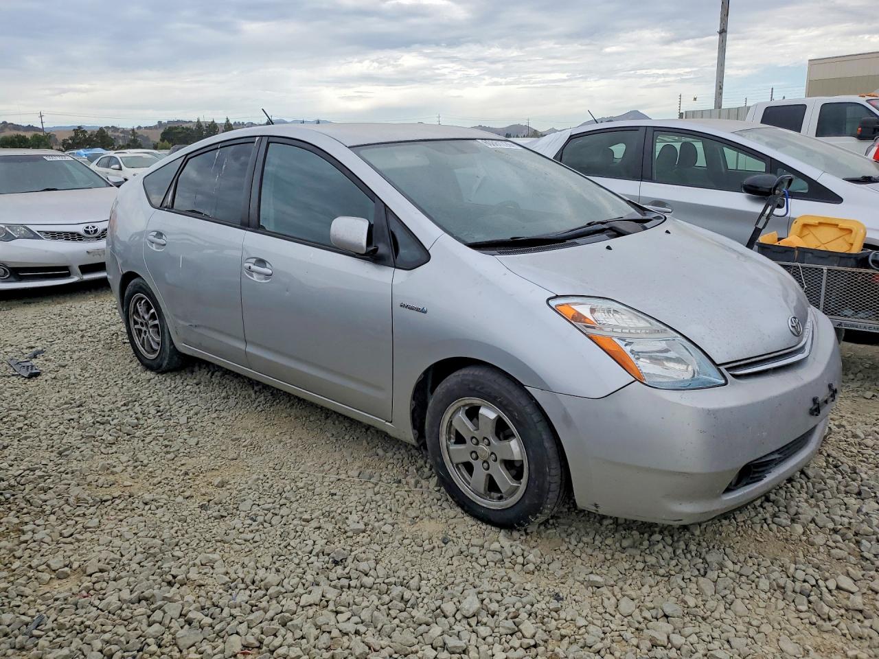 2006 Toyota Prius Base Silver vin: JTDKB20U167066980