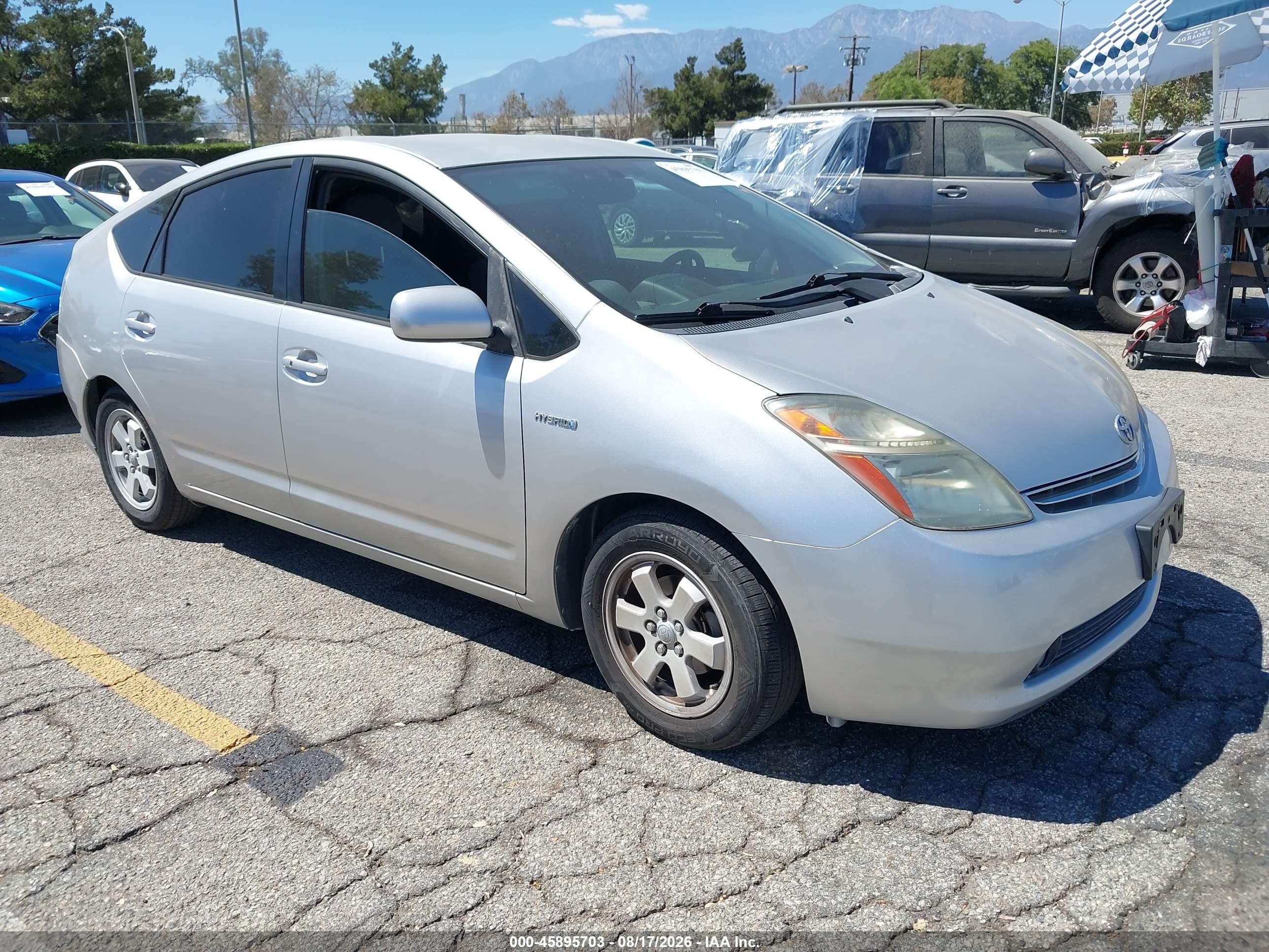 2006 Toyota Prius   Silver vin: JTDKB20U167513968