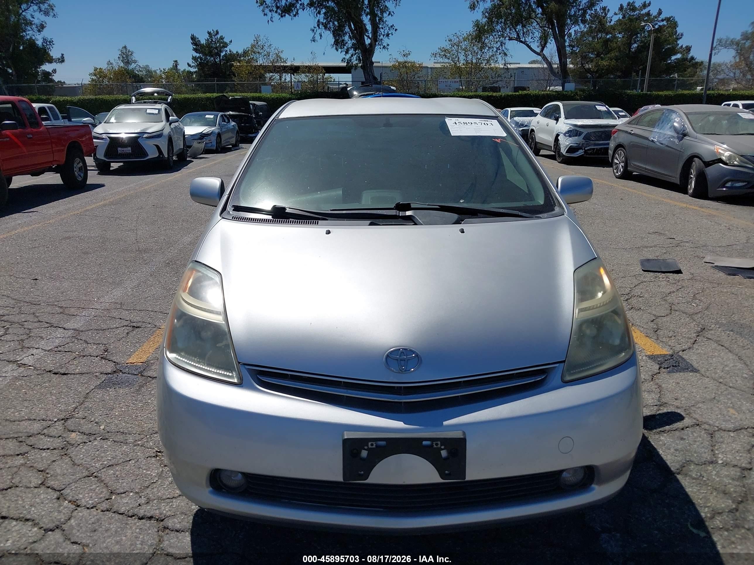2006 Toyota Prius   Серебряный vin: JTDKB20U167513968