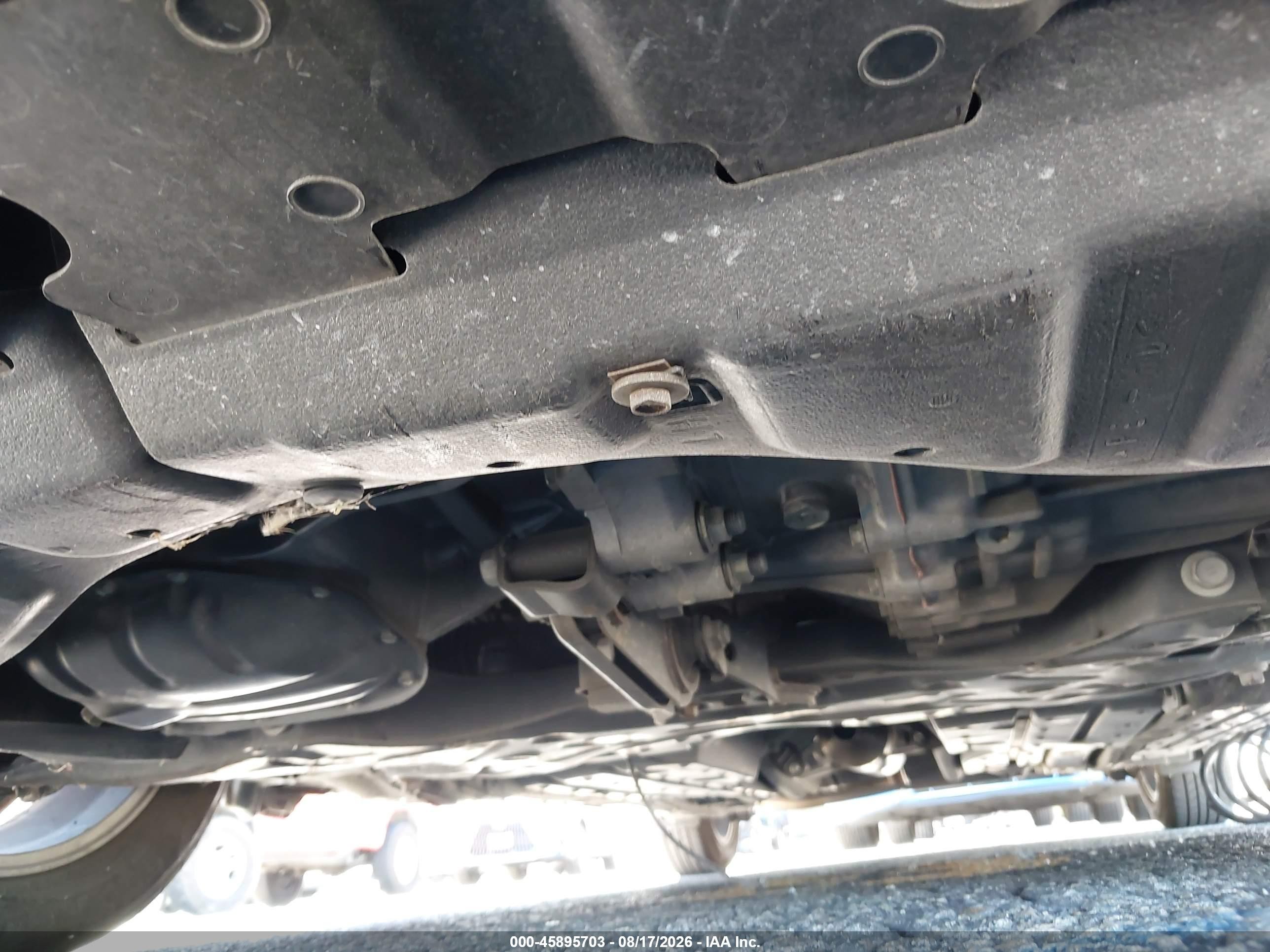 2006 Toyota Prius   Серебряный vin: JTDKB20U167513968