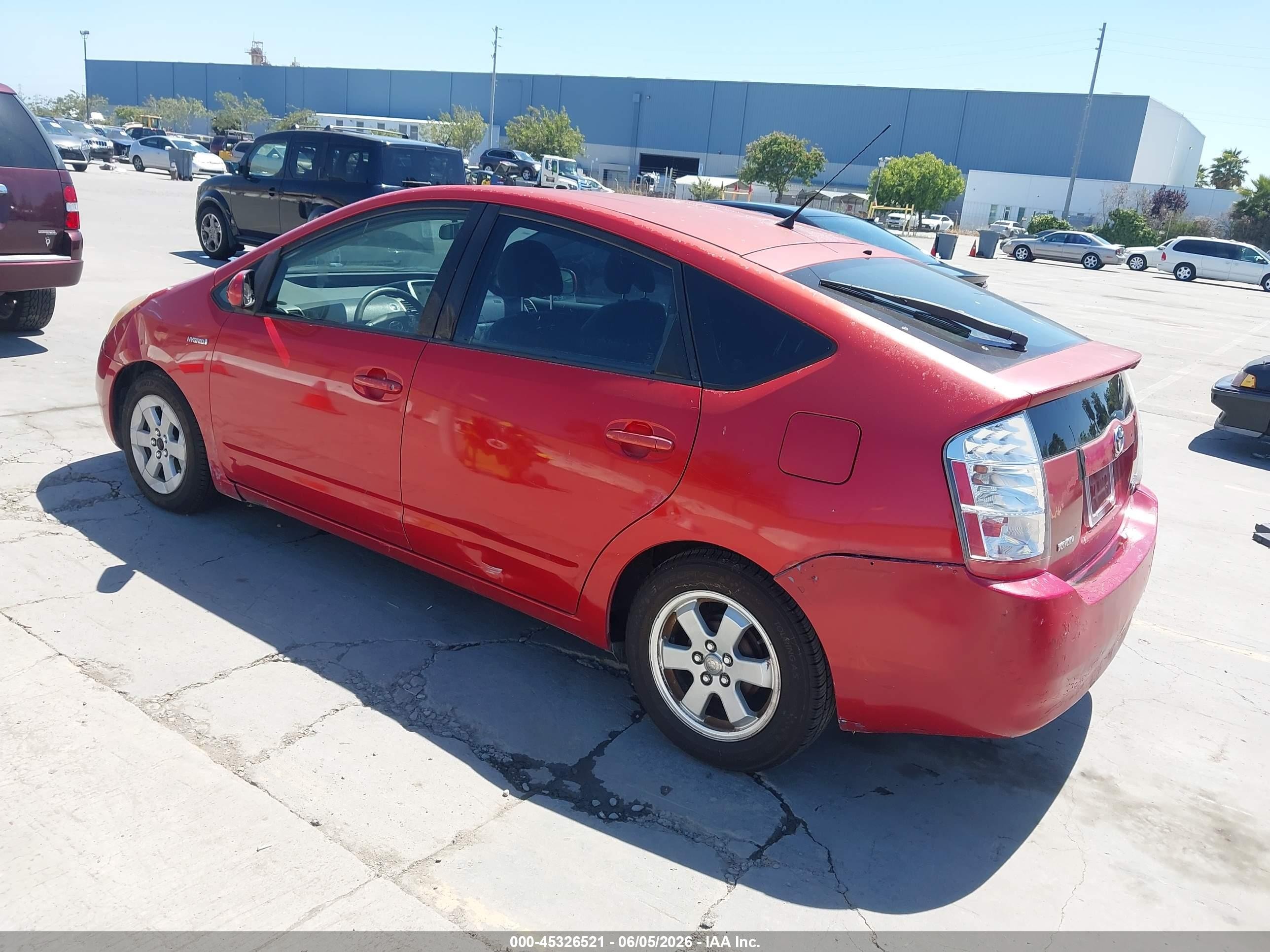 2007 Toyota Prius   Red vin: JTDKB20U173224890