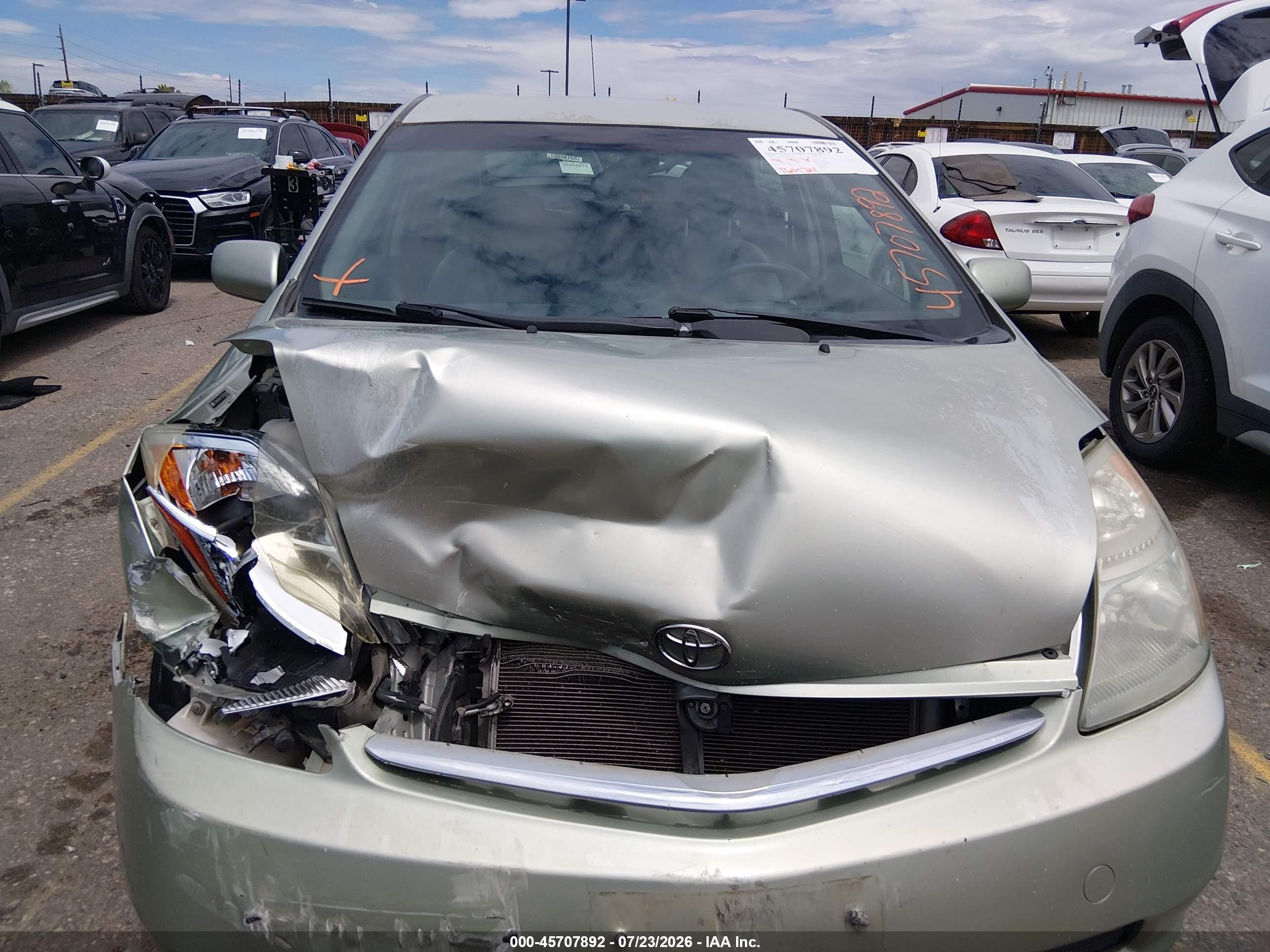 2007 Toyota Prius   Green vin: JTDKB20U173232942