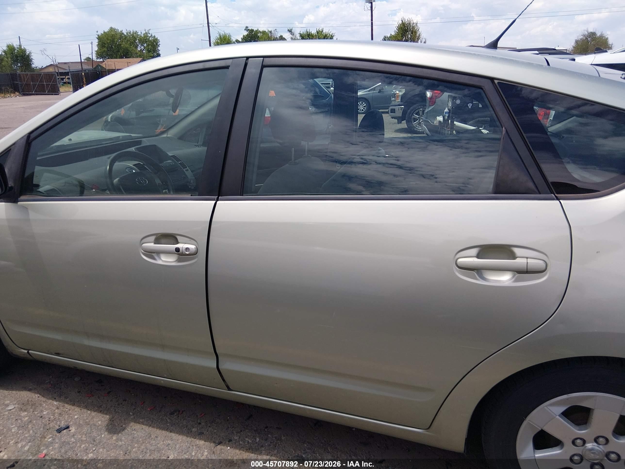 2007 Toyota Prius   Green vin: JTDKB20U173232942