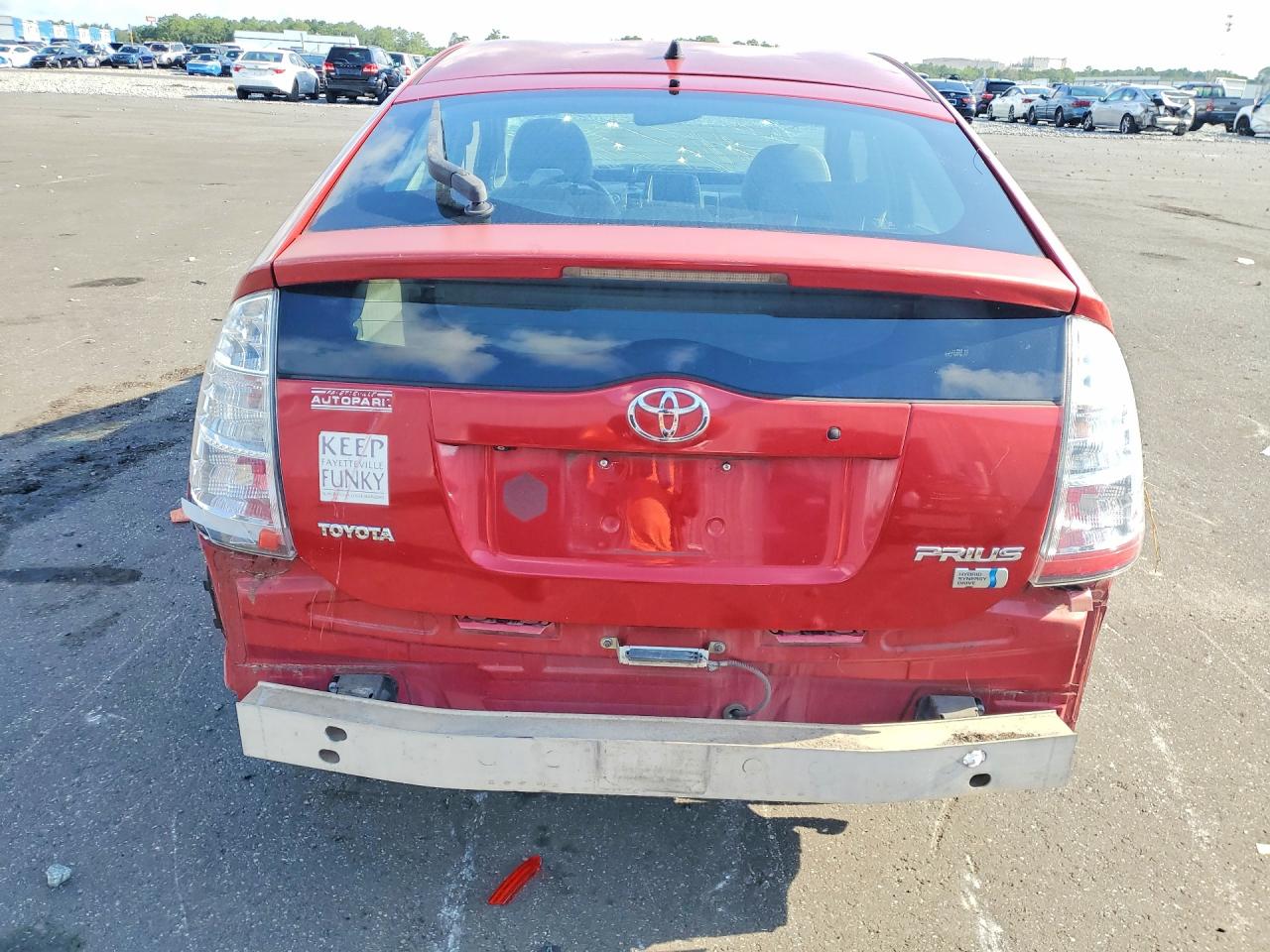 2007 Toyota Prius Base Red vin: JTDKB20U173266685