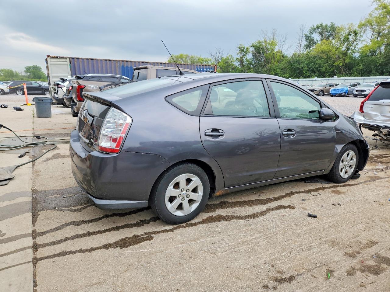 2007 Toyota Prius Base Gray vin: JTDKB20U173268078