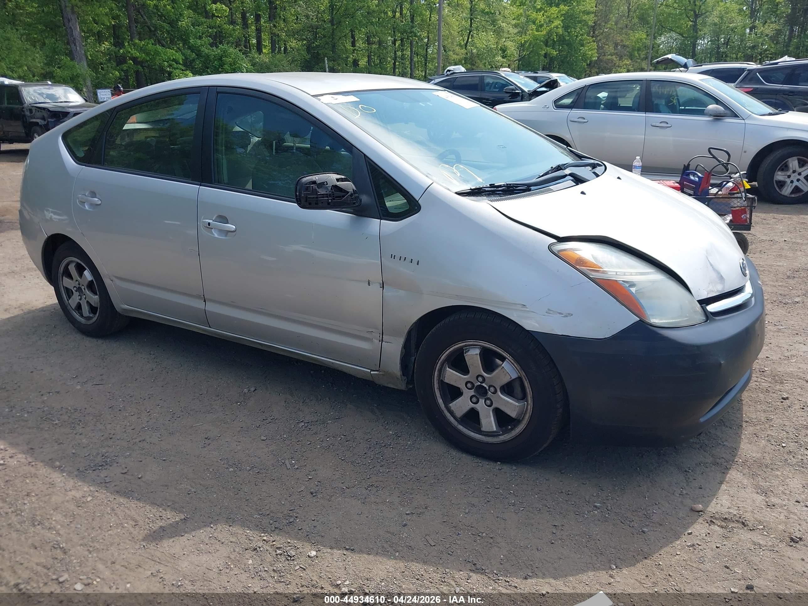 2007 Toyota Prius   Silver vin: JTDKB20U173272664