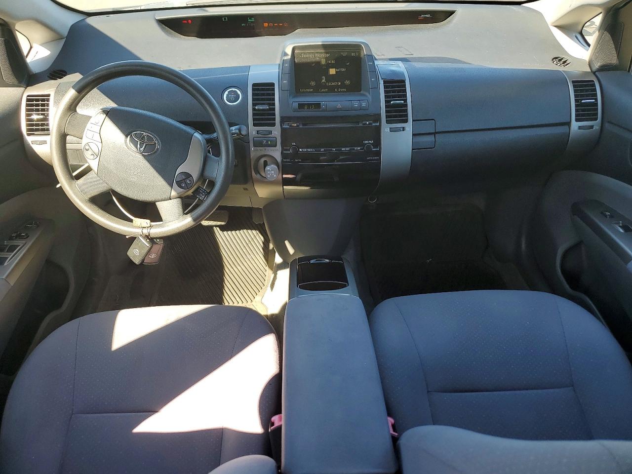 2007 Toyota Prius Base Tan vin: JTDKB20U173280537