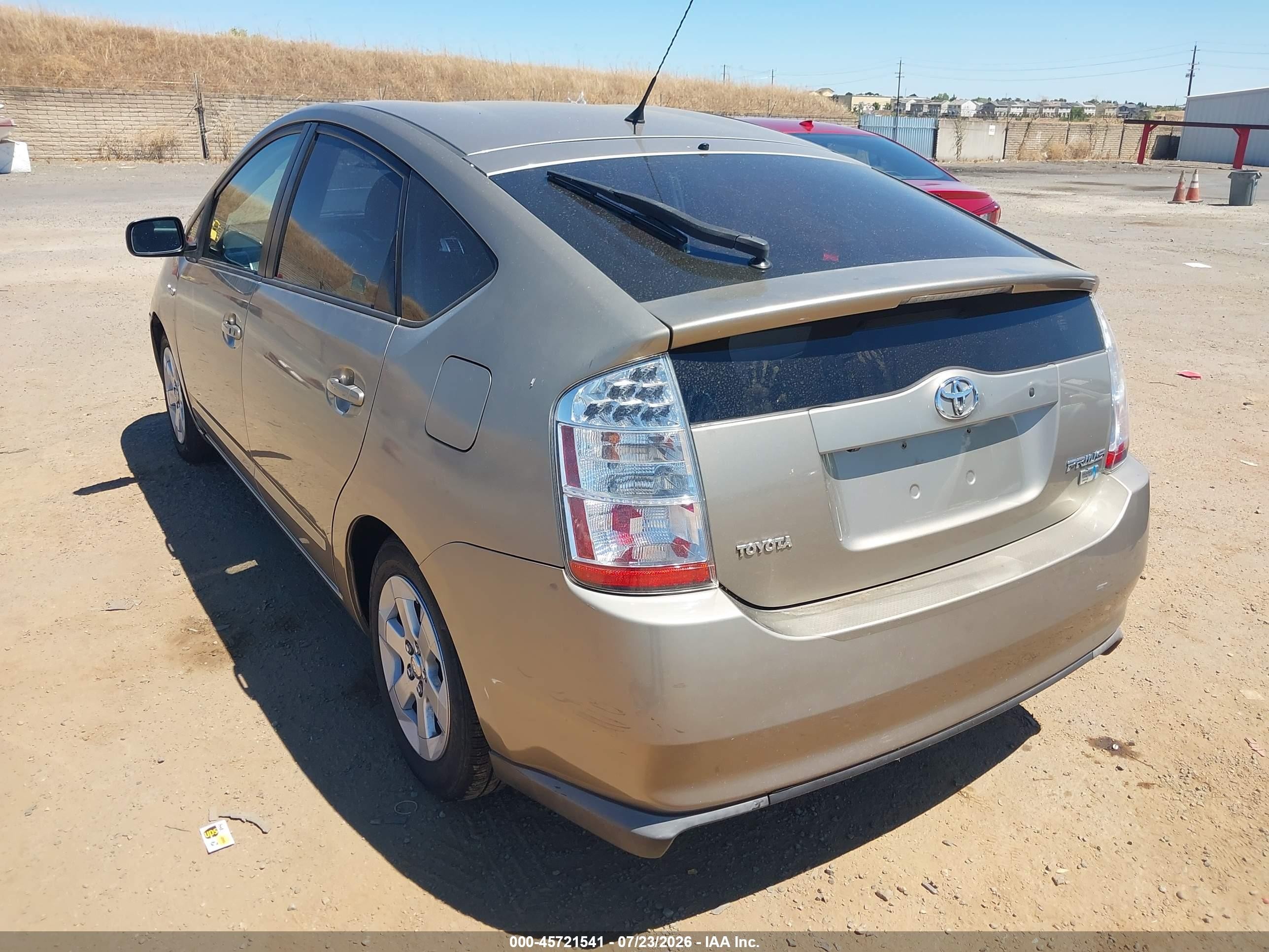 2007 Toyota Prius   Золотой vin: JTDKB20U173288637