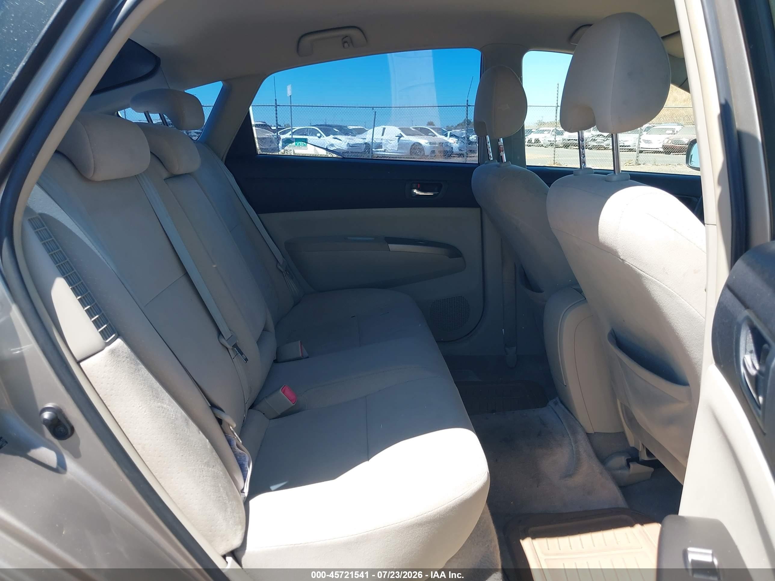 2007 Toyota Prius   Золотой vin: JTDKB20U173288637
