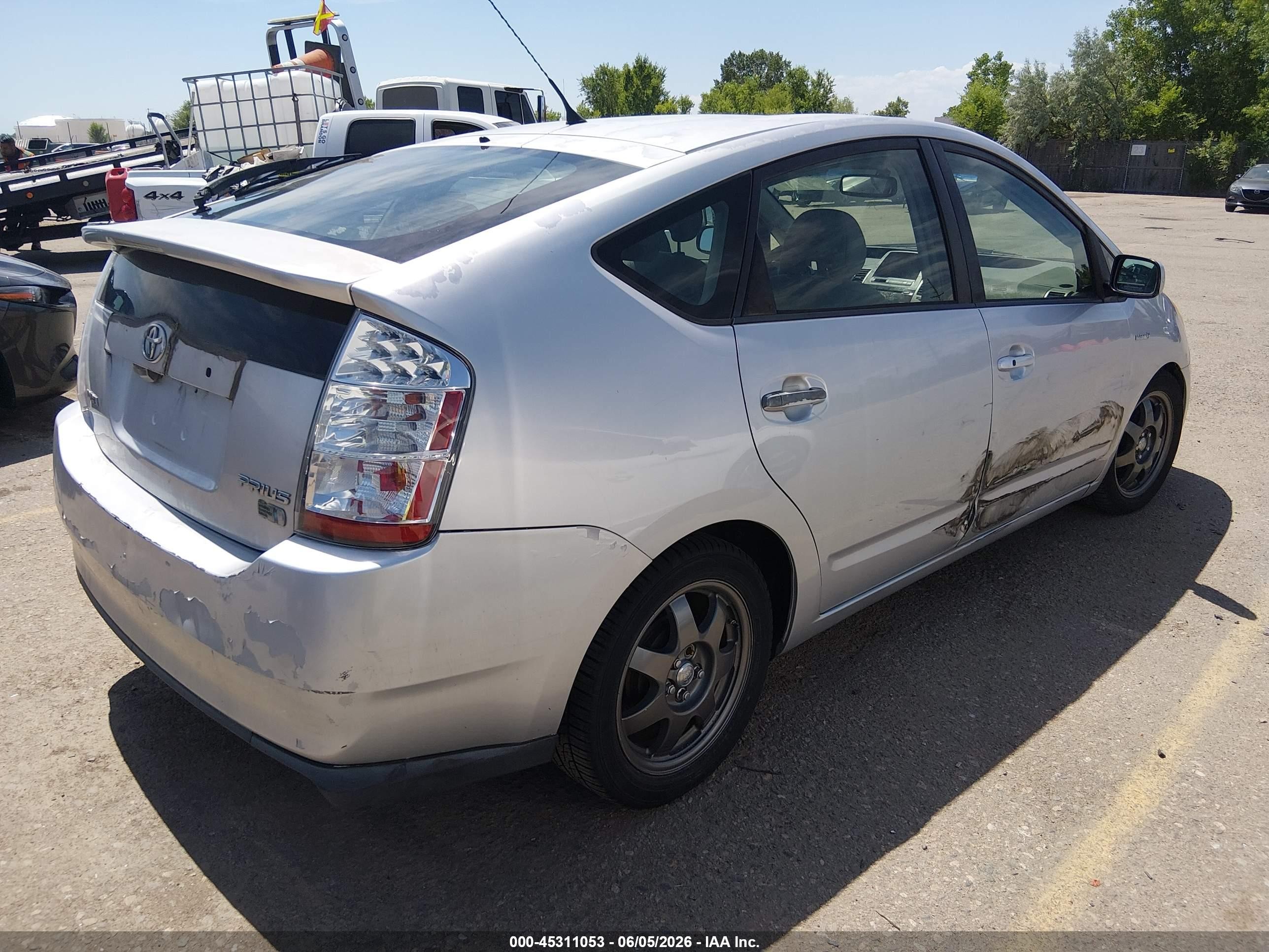 2007 Toyota Prius Touring Silver vin: JTDKB20U177560659