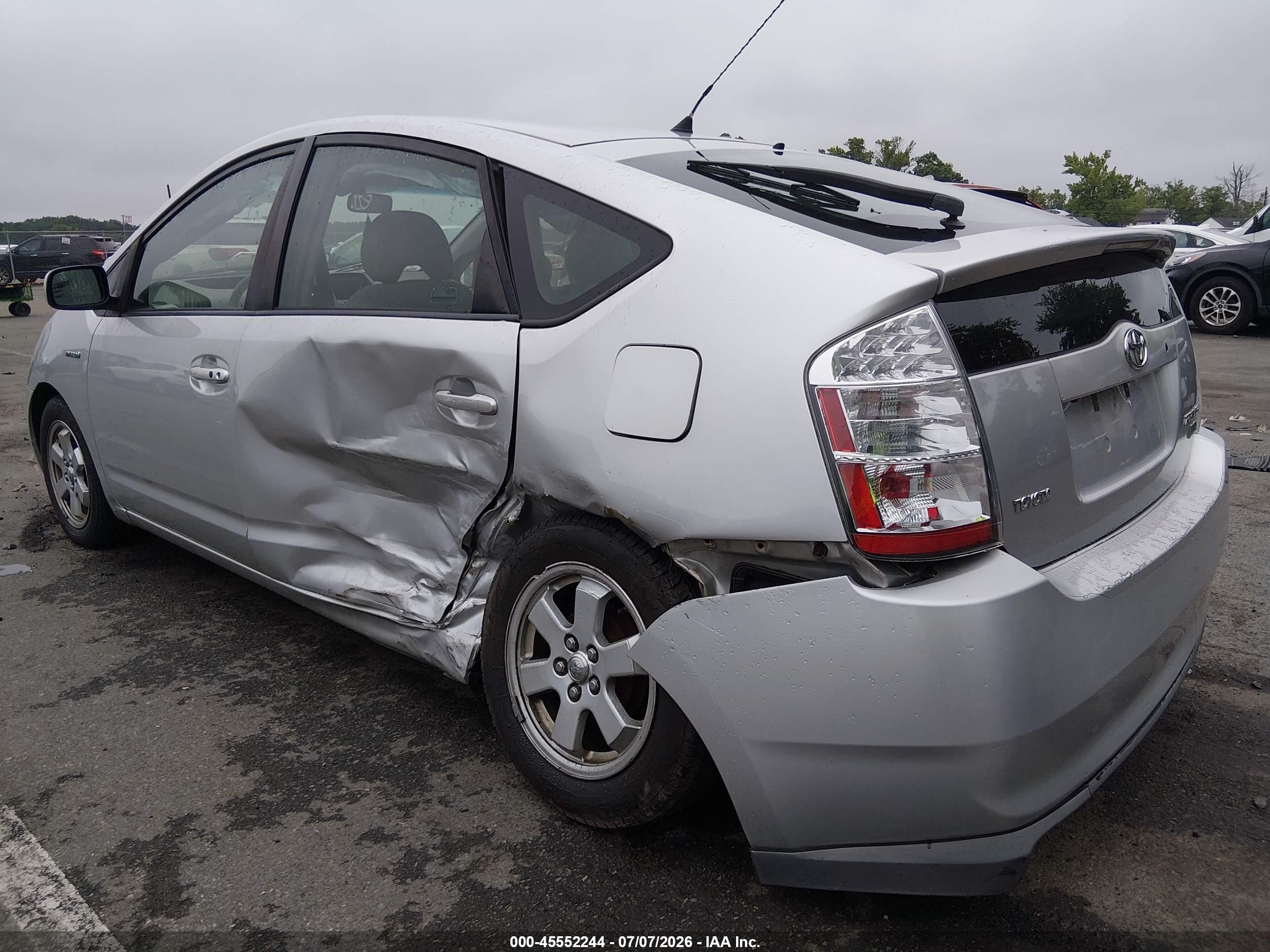 2007 Toyota Prius Silver vin: JTDKB20U177576926