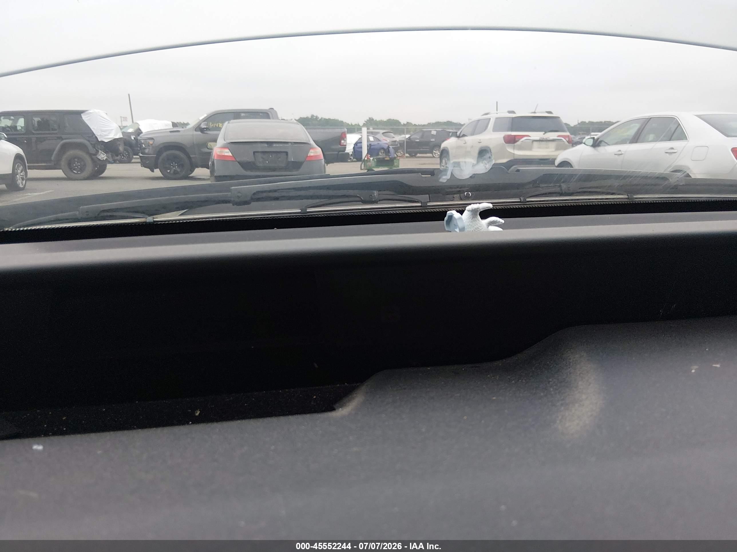 2007 Toyota Prius Silver vin: JTDKB20U177576926