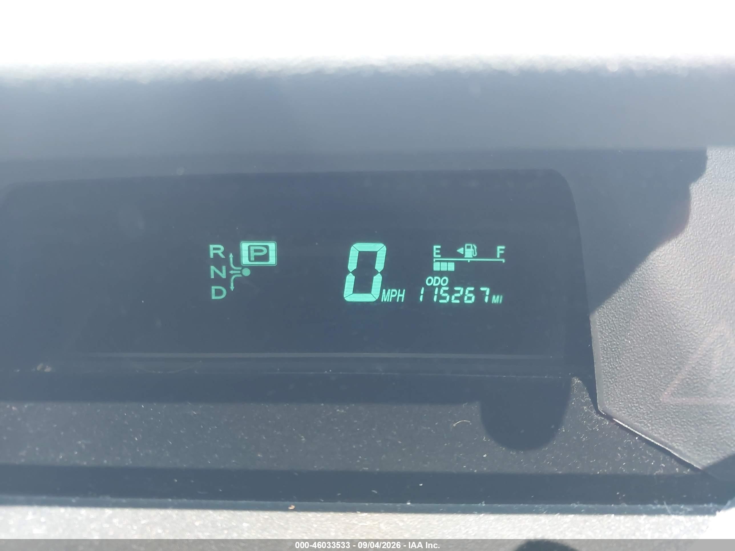 2007 Toyota Prius   White vin: JTDKB20U177594388