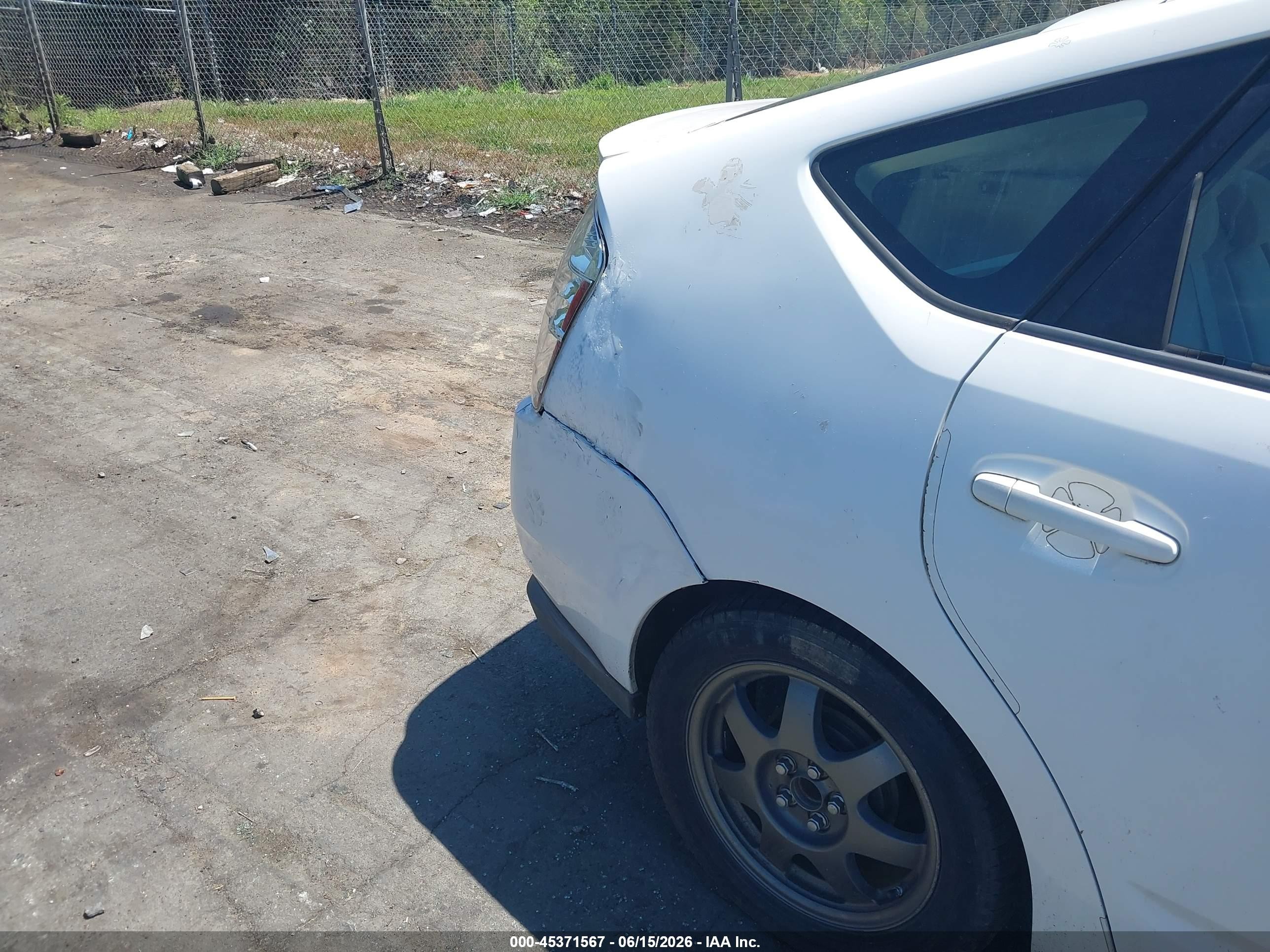 2007 Toyota Prius Touring White vin: JTDKB20U177625073