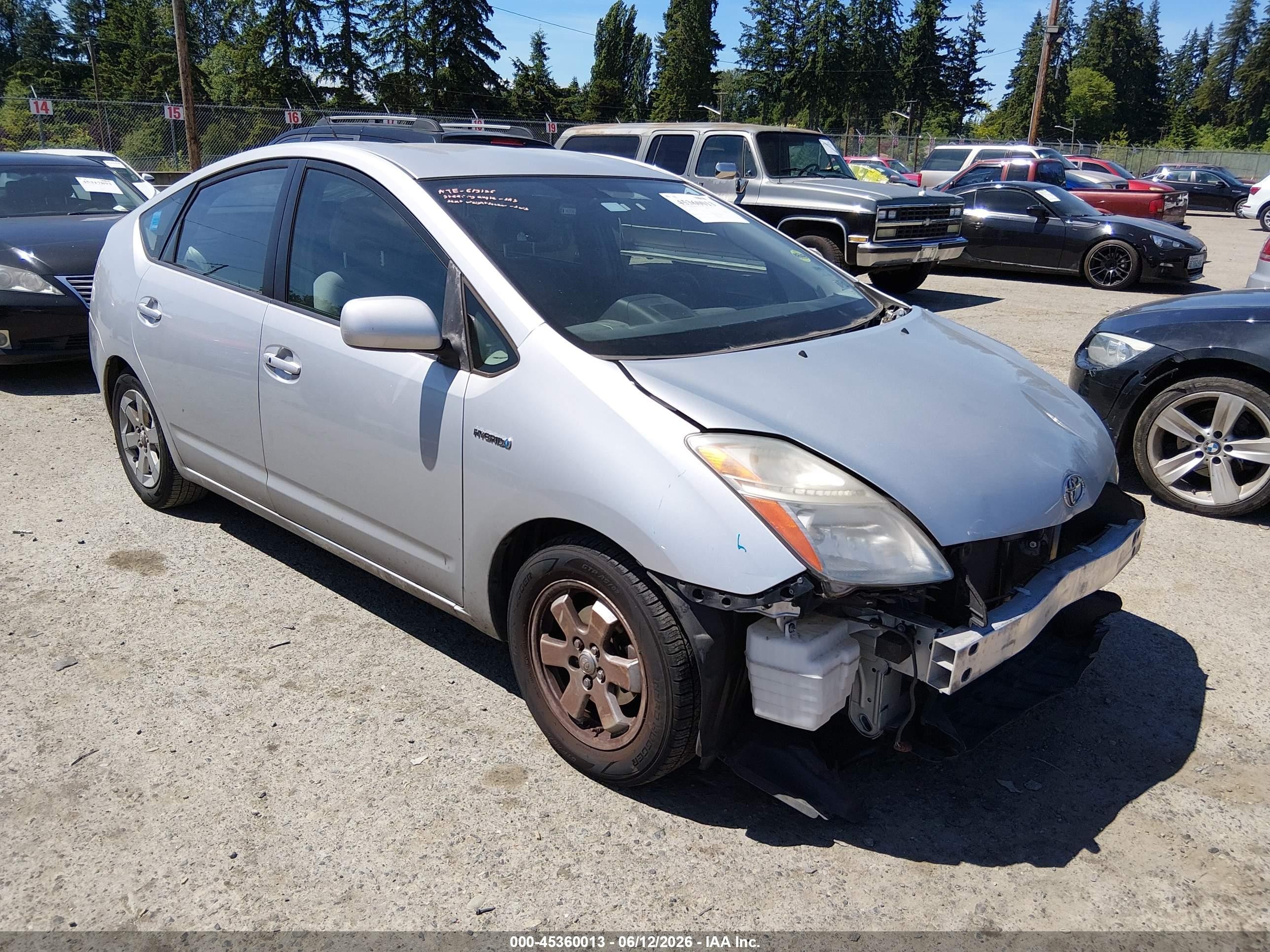 2007 Toyota Prius   Silver vin: JTDKB20U177625171