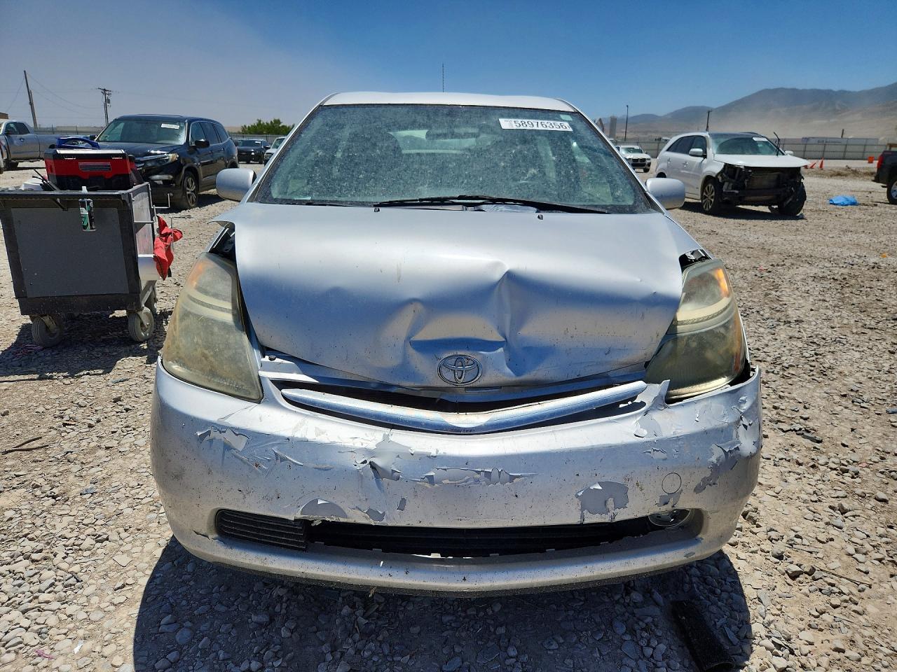 2007 Toyota Prius Base Silver vin: JTDKB20U177634386