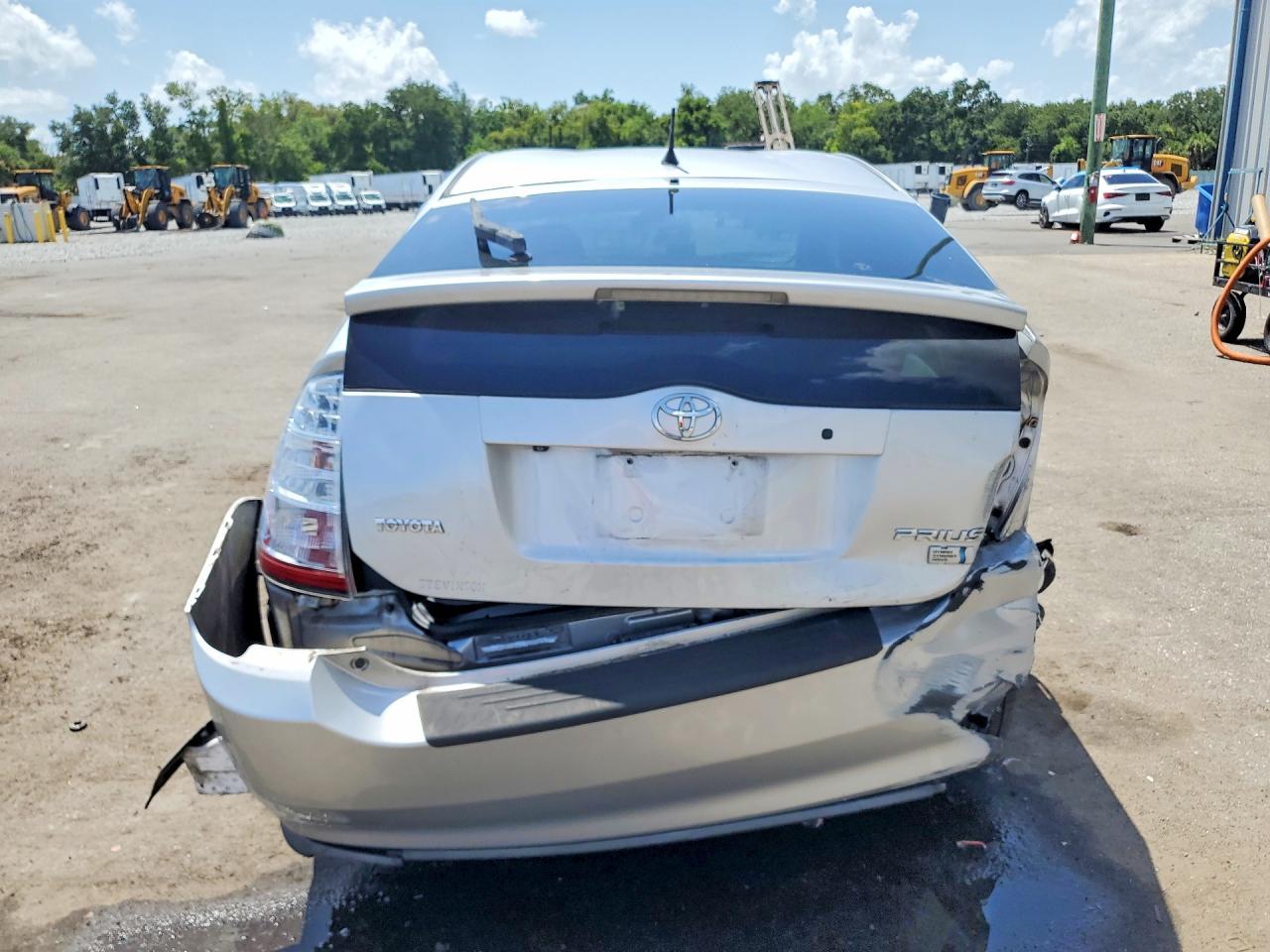 2007 Toyota Prius Base Silver vin: JTDKB20U177634582
