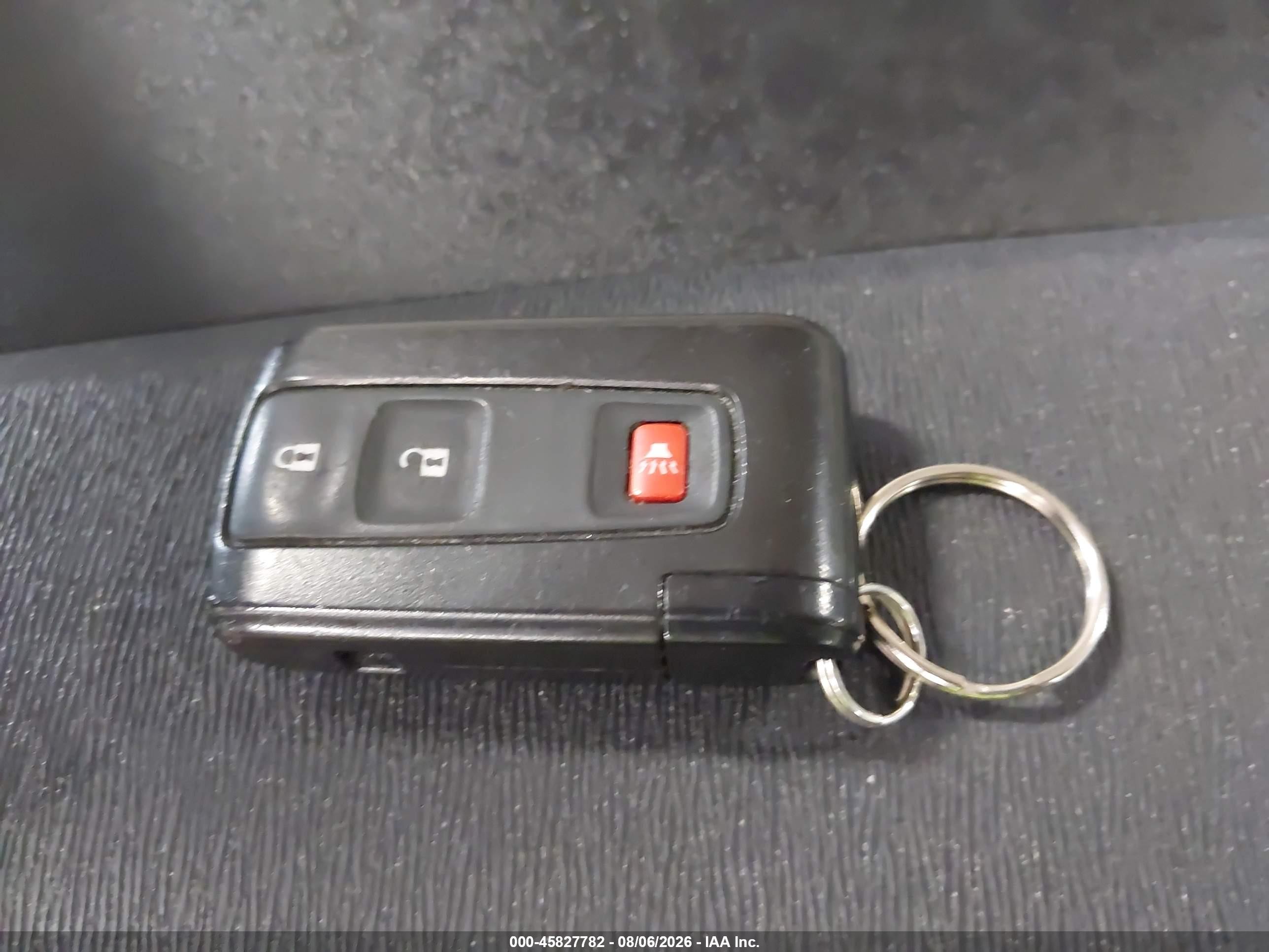 2007 Toyota Prius   Красный vin: JTDKB20U177670739