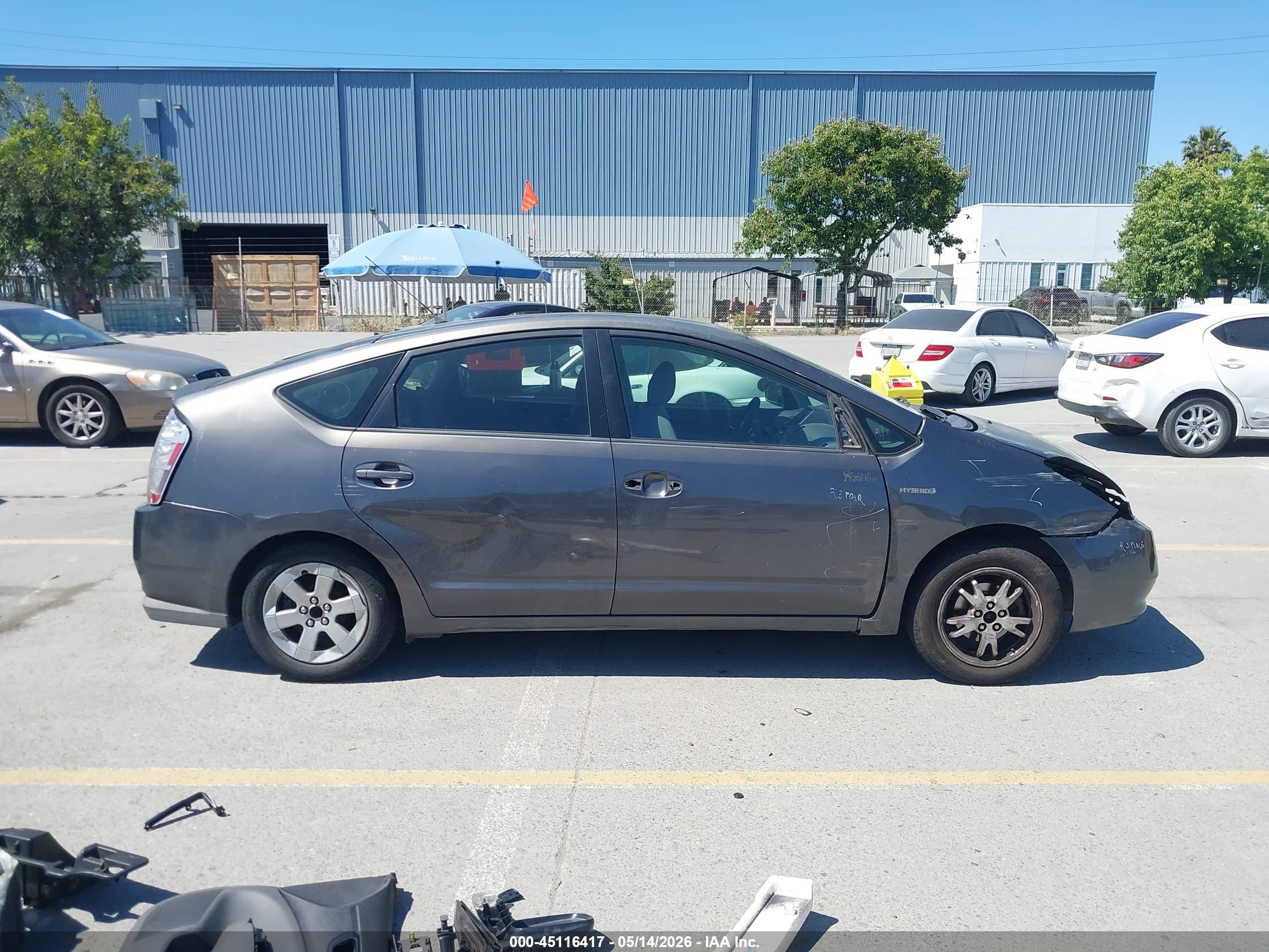 2008 Toyota Prius   Gray vin: JTDKB20U183313442