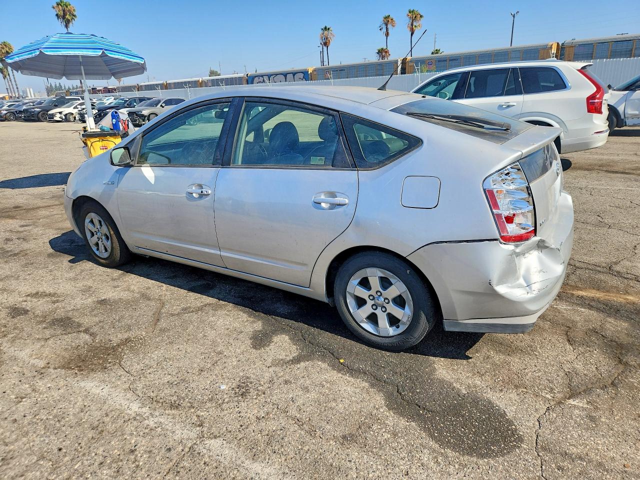 2008 Toyota Prius Base Silver vin: JTDKB20U183320665