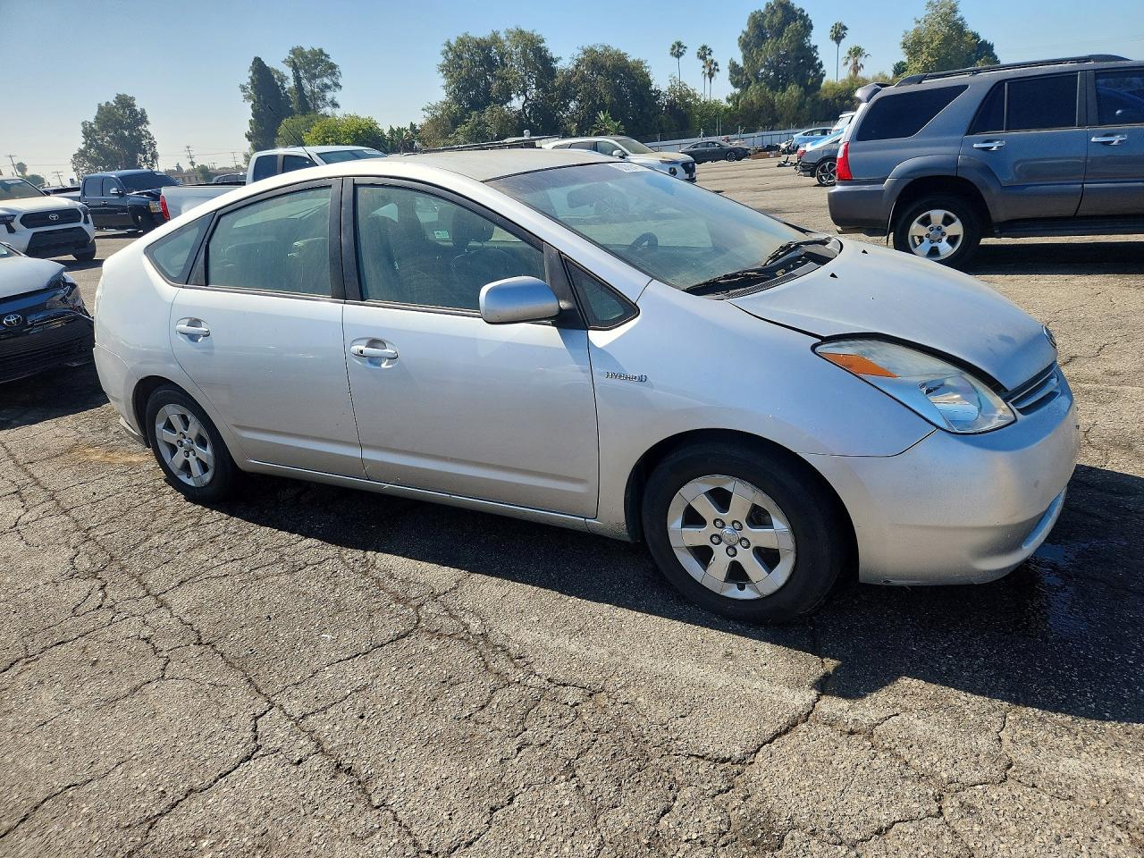 2008 Toyota Prius Base Silver vin: JTDKB20U183320665