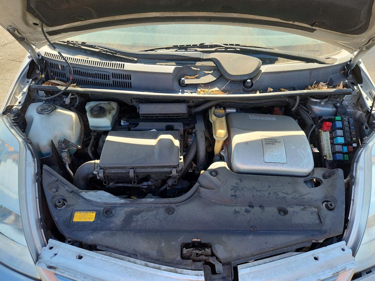 2008 Toyota Prius Base Silver vin: JTDKB20U183320665