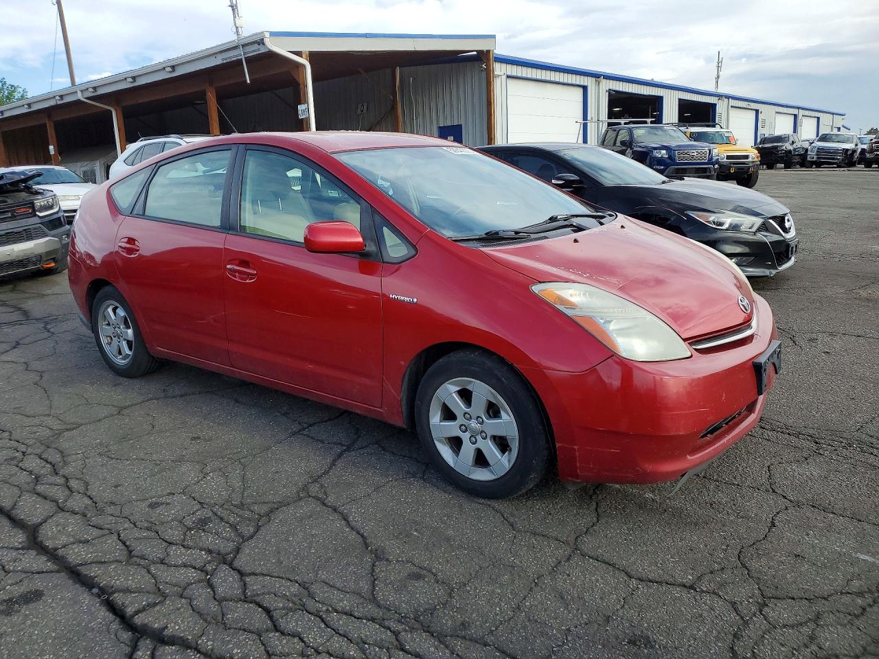 2008 Toyota Prius Base Красный vin: JTDKB20U183330046