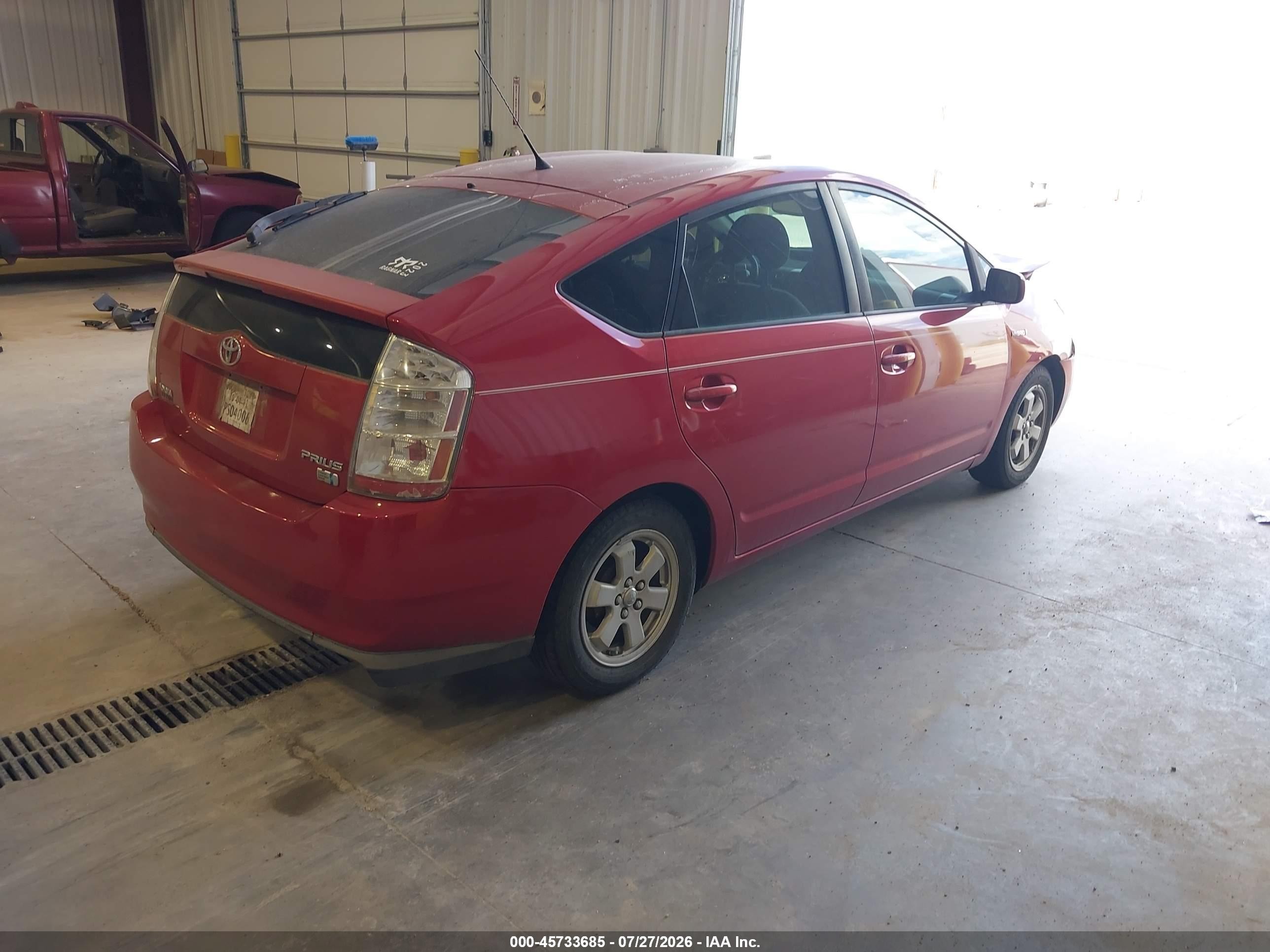 2008 Toyota Prius Red vin: JTDKB20U183336087