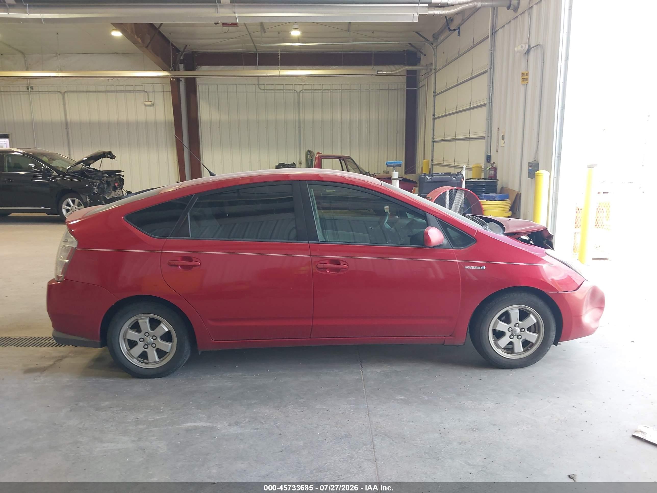 2008 Toyota Prius Red vin: JTDKB20U183336087