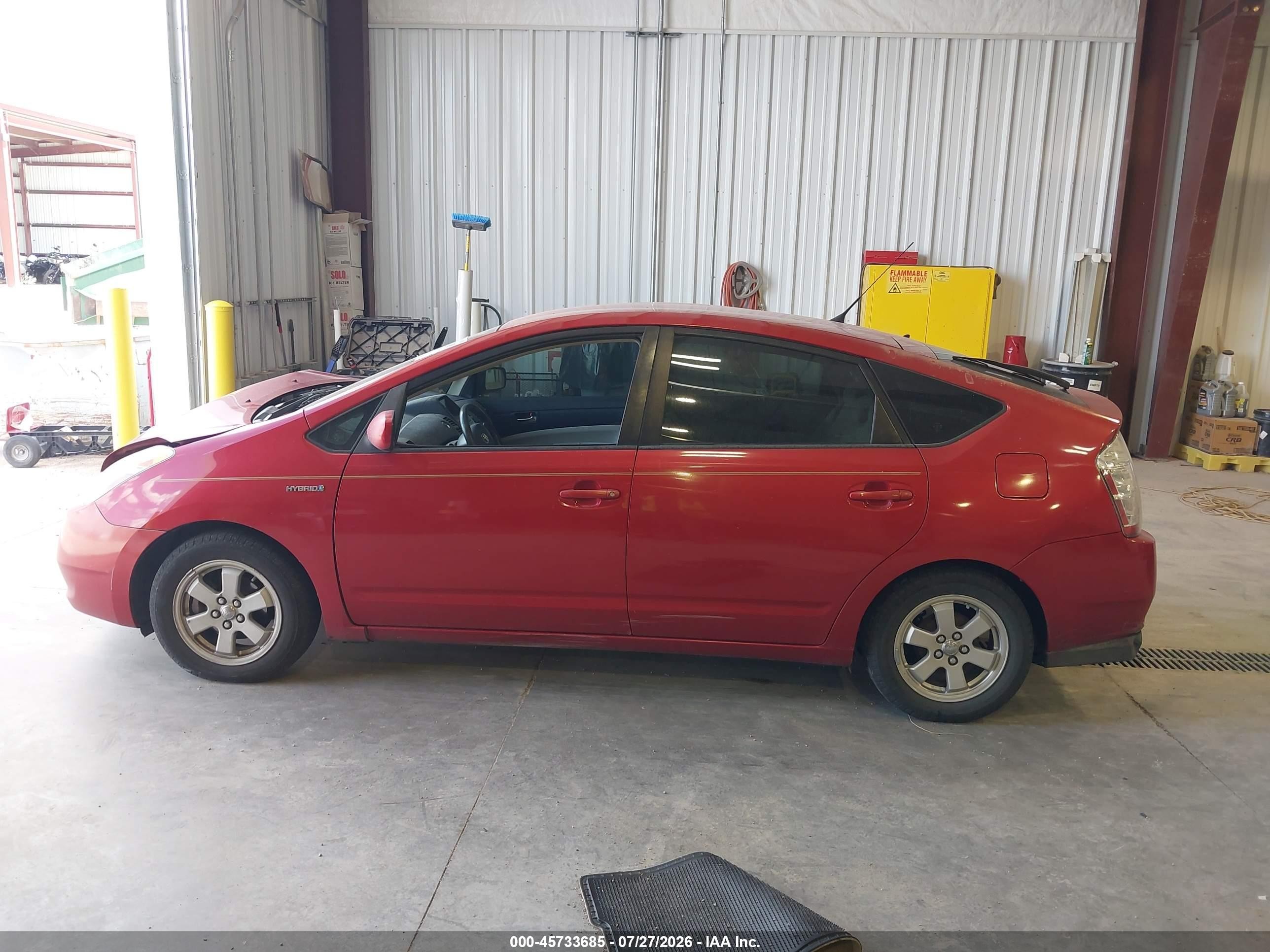 2008 Toyota Prius Red vin: JTDKB20U183336087