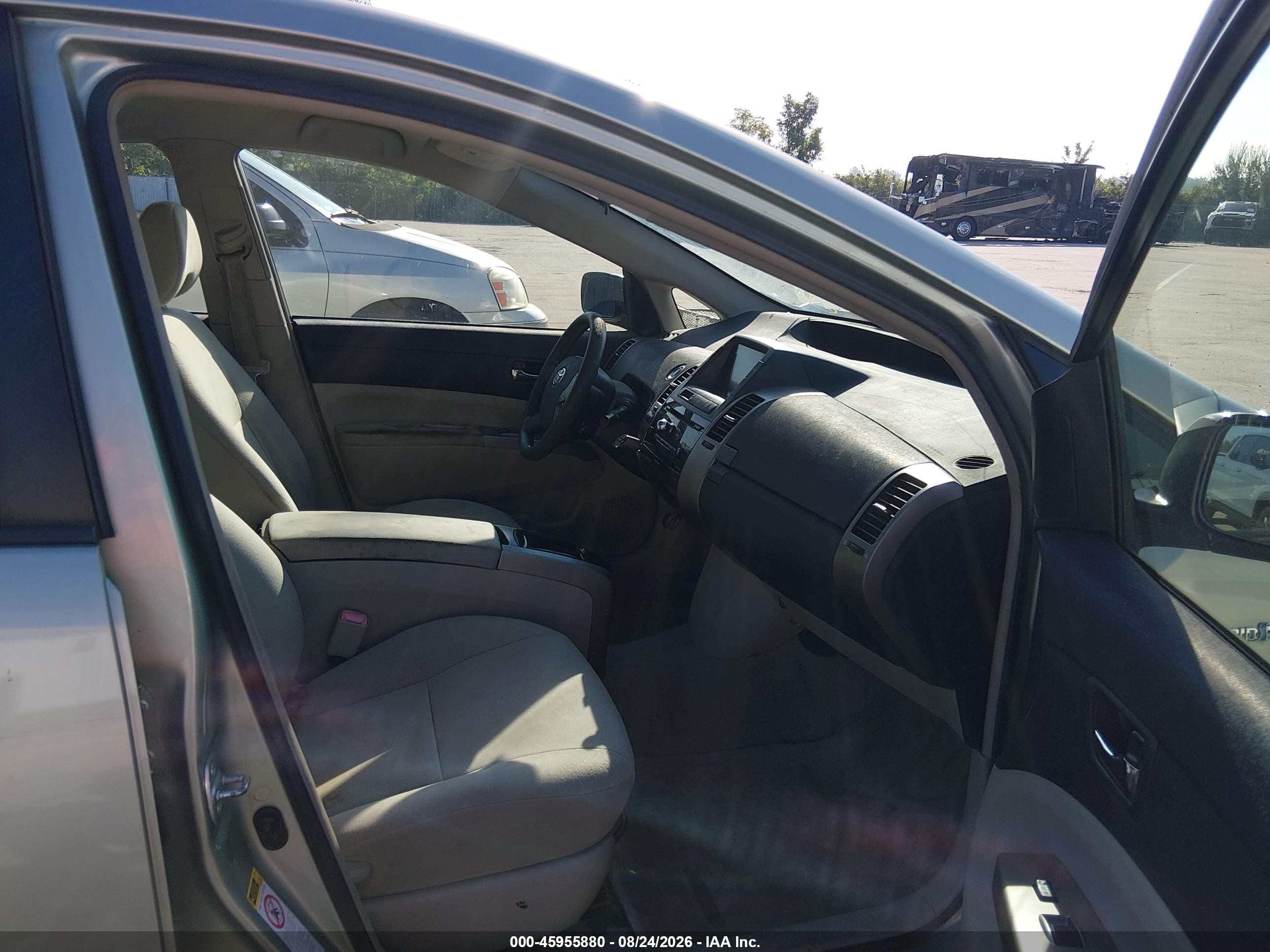 2008 Toyota Prius   Gray vin: JTDKB20U183351432