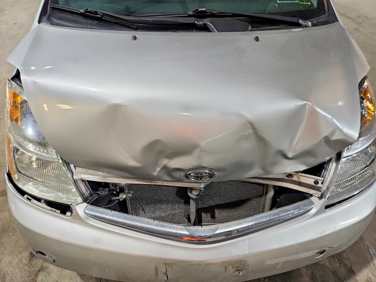 2008 Toyota Prius Standard Серебряный vin: JTDKB20U183360776