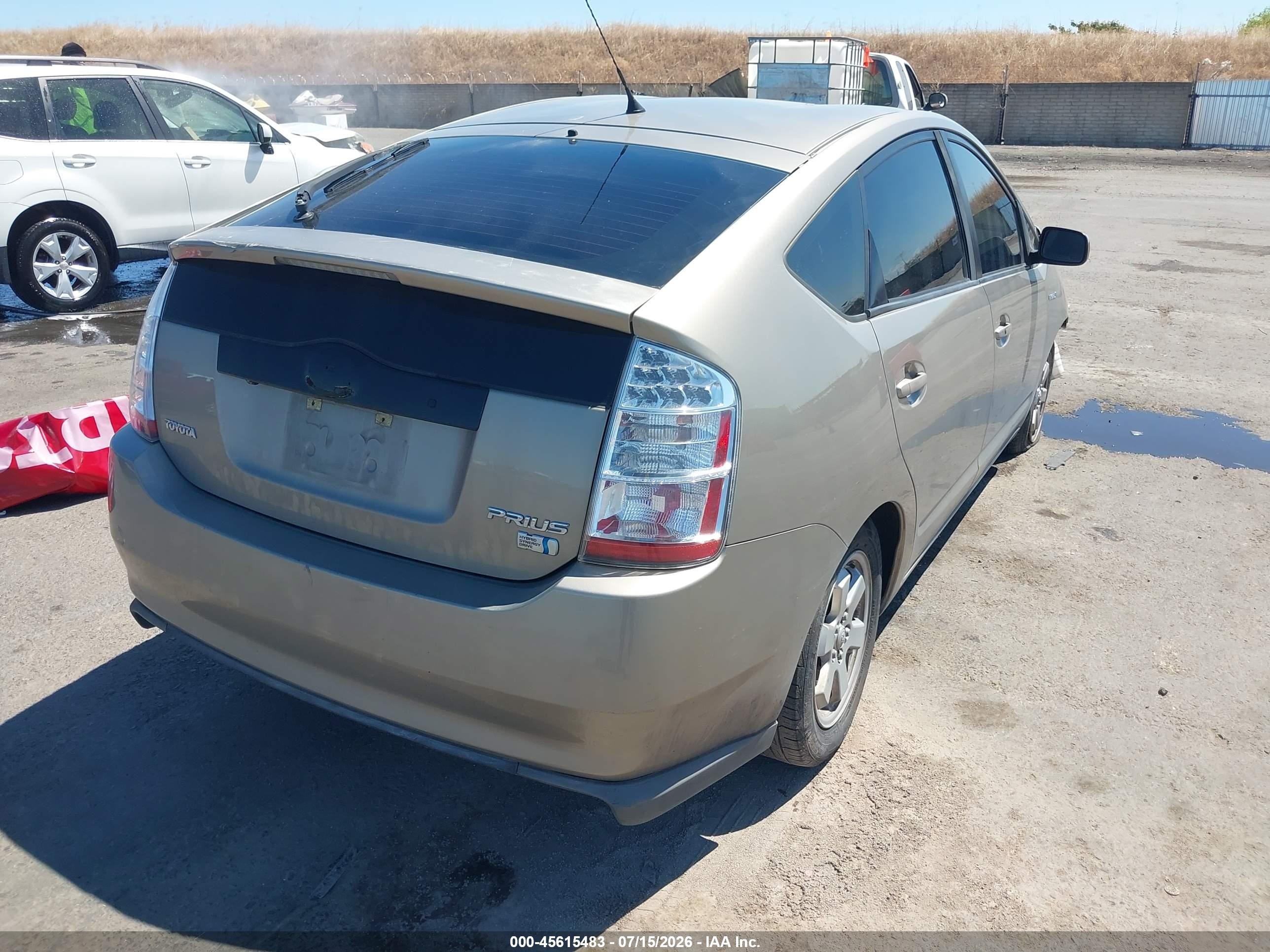 2008 Toyota Prius Золотой vin: JTDKB20U183367534