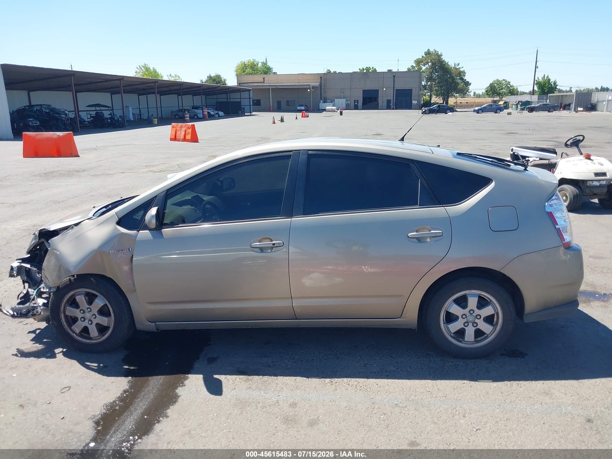 2008 Toyota Prius Золотой vin: JTDKB20U183367534