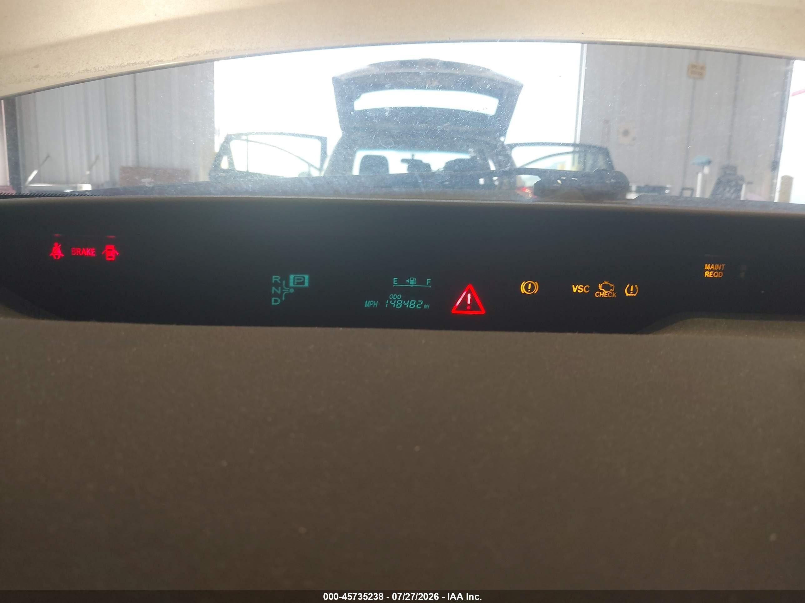 2008 Toyota Prius   Серебряный vin: JTDKB20U183387492