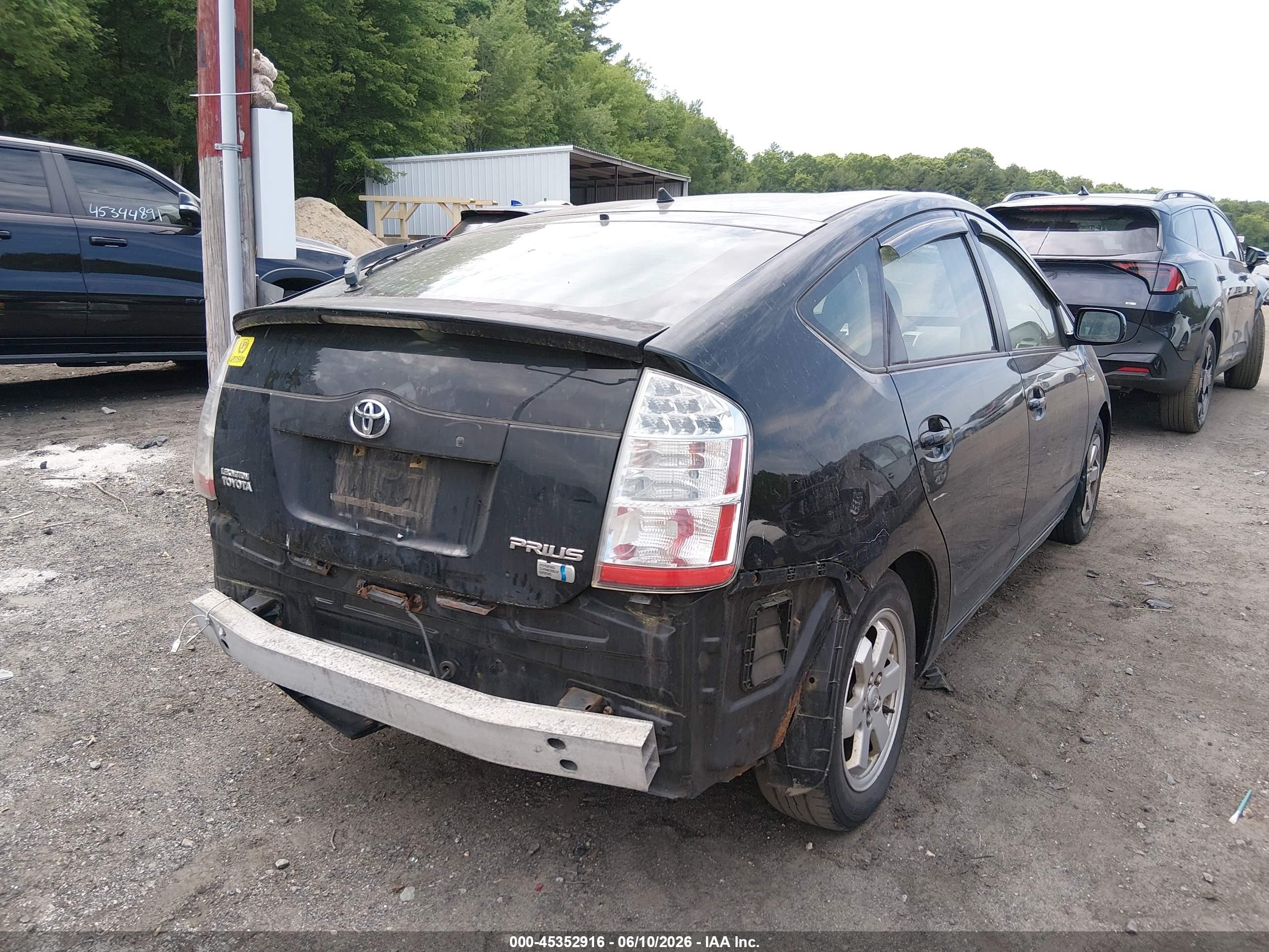 2008 Toyota Prius   Black vin: JTDKB20U183397732