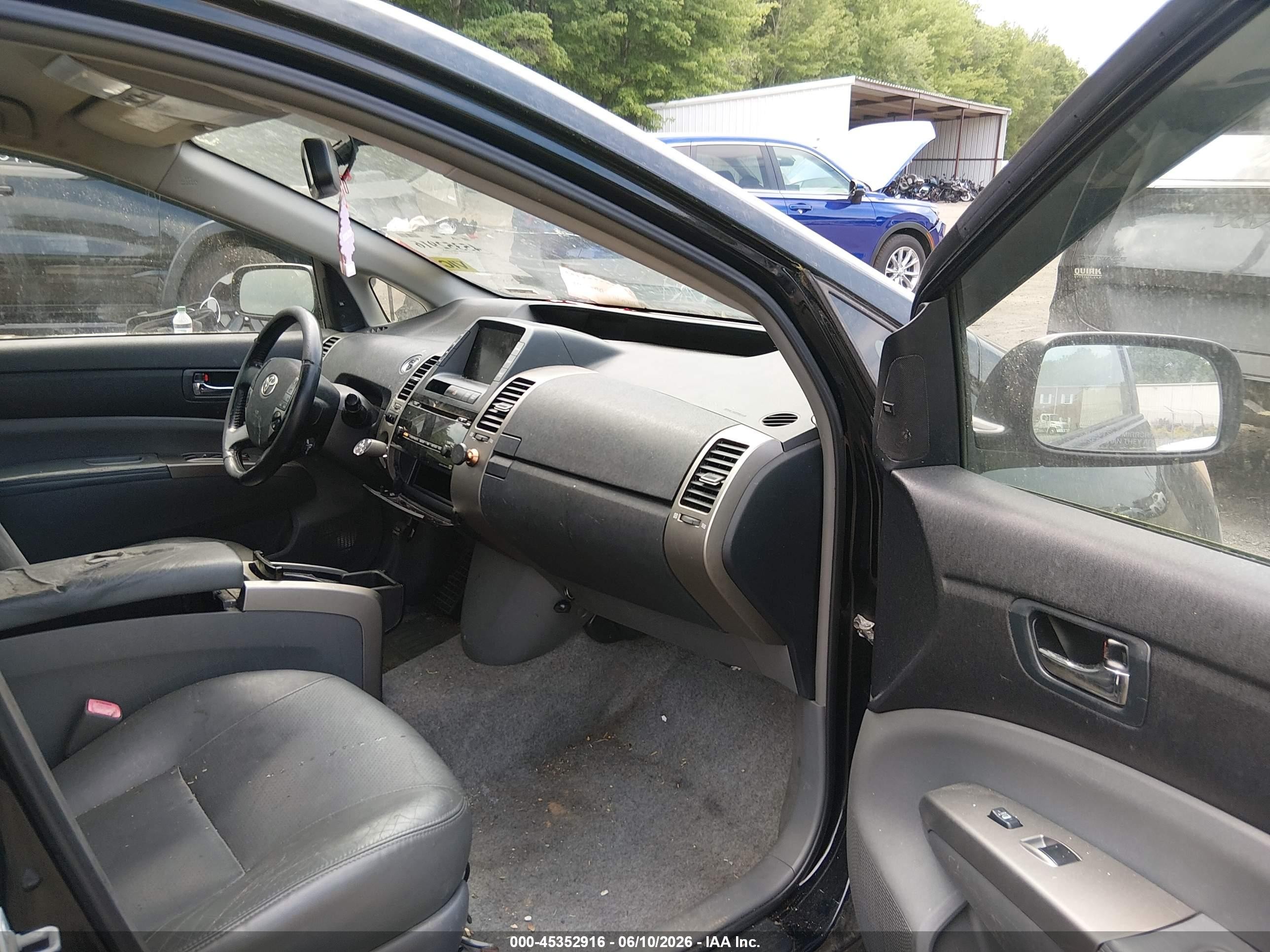 2008 Toyota Prius   Black vin: JTDKB20U183397732