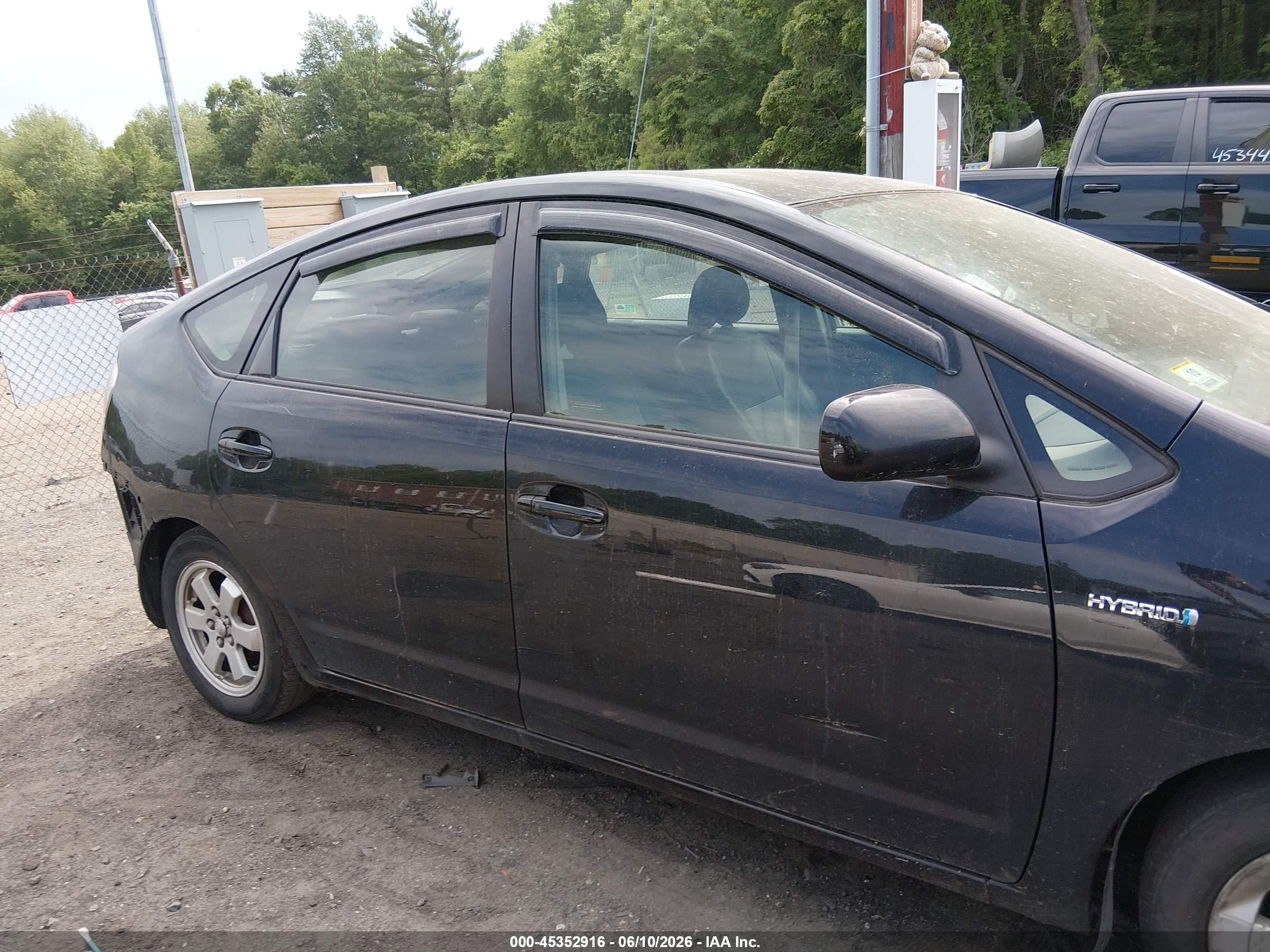 2008 Toyota Prius   Black vin: JTDKB20U183397732