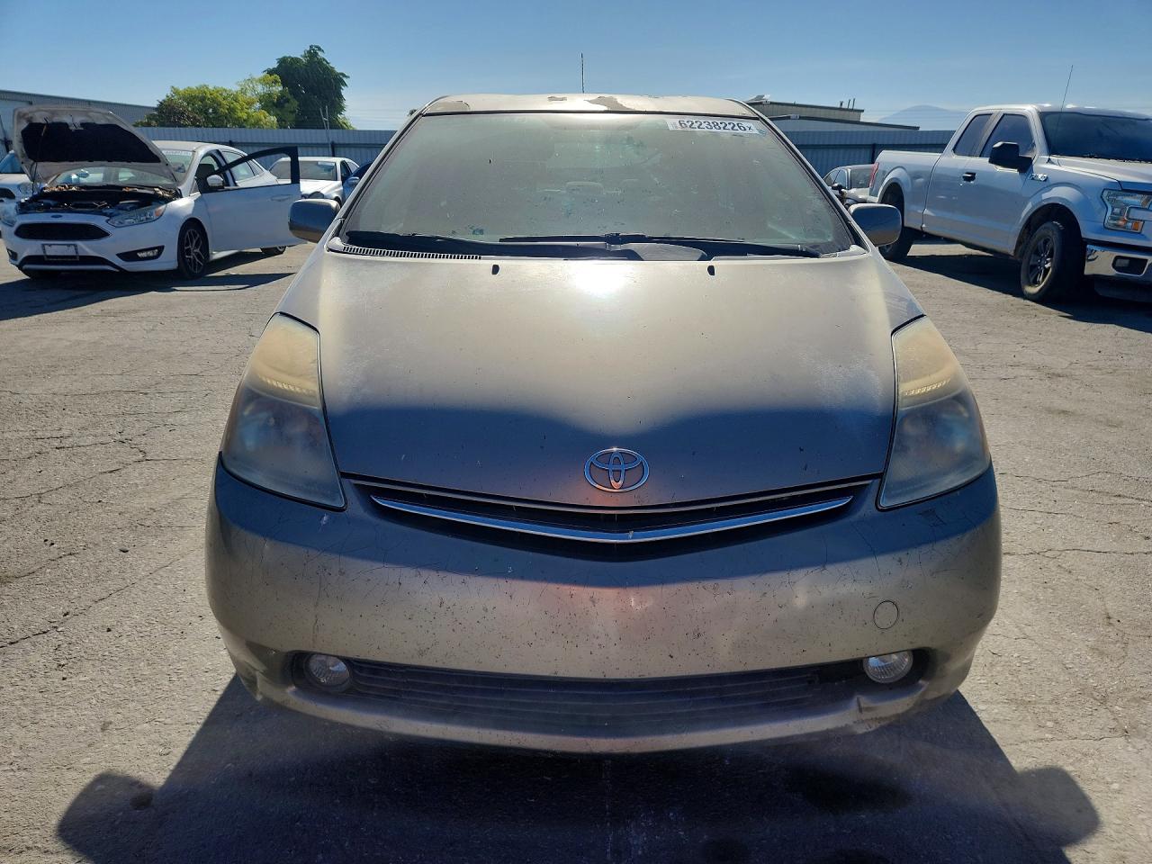 2008 Toyota Prius Base Золотой vin: JTDKB20U183406705