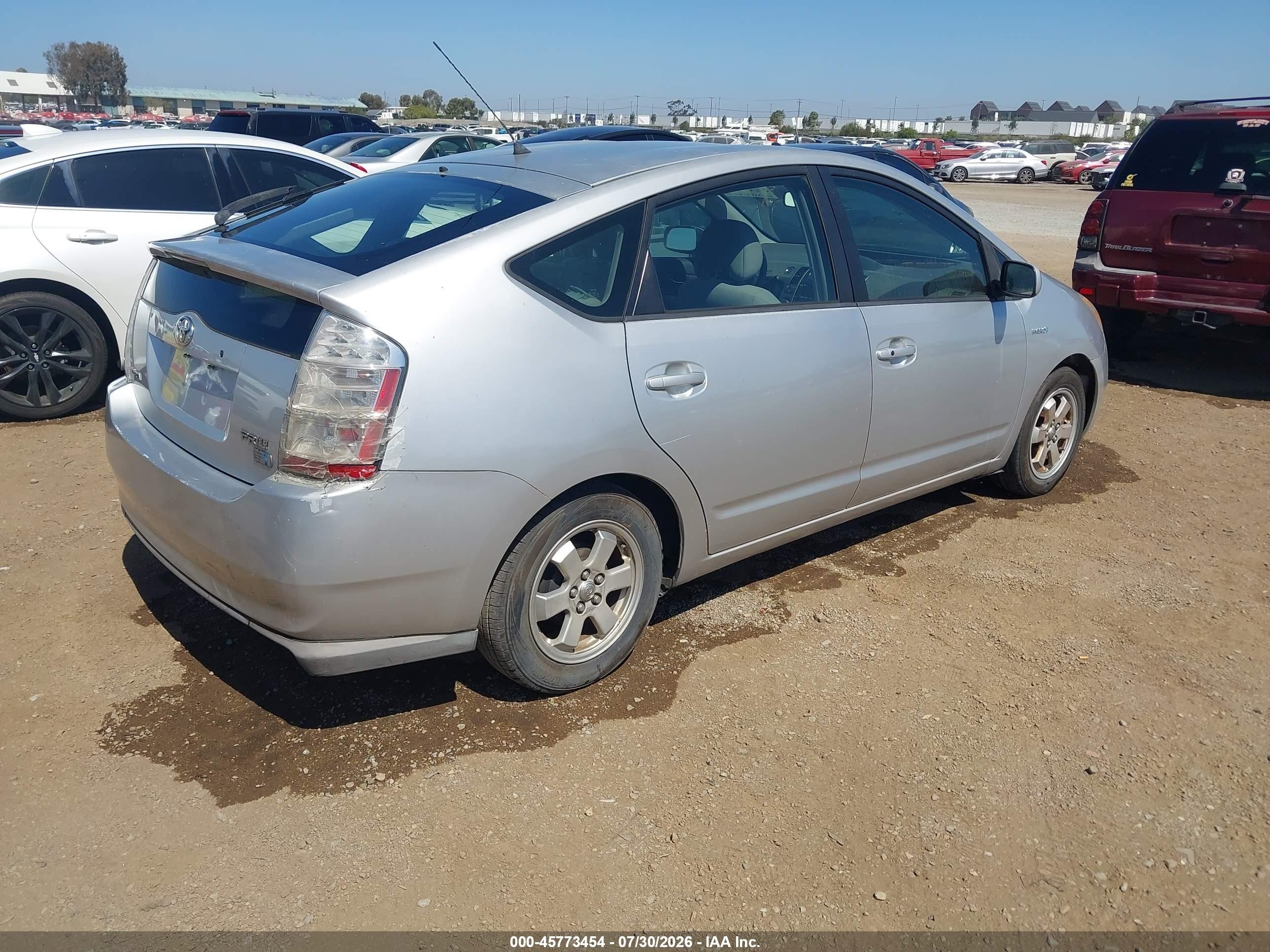 2008 Toyota Prius   Gold vin: JTDKB20U183407790