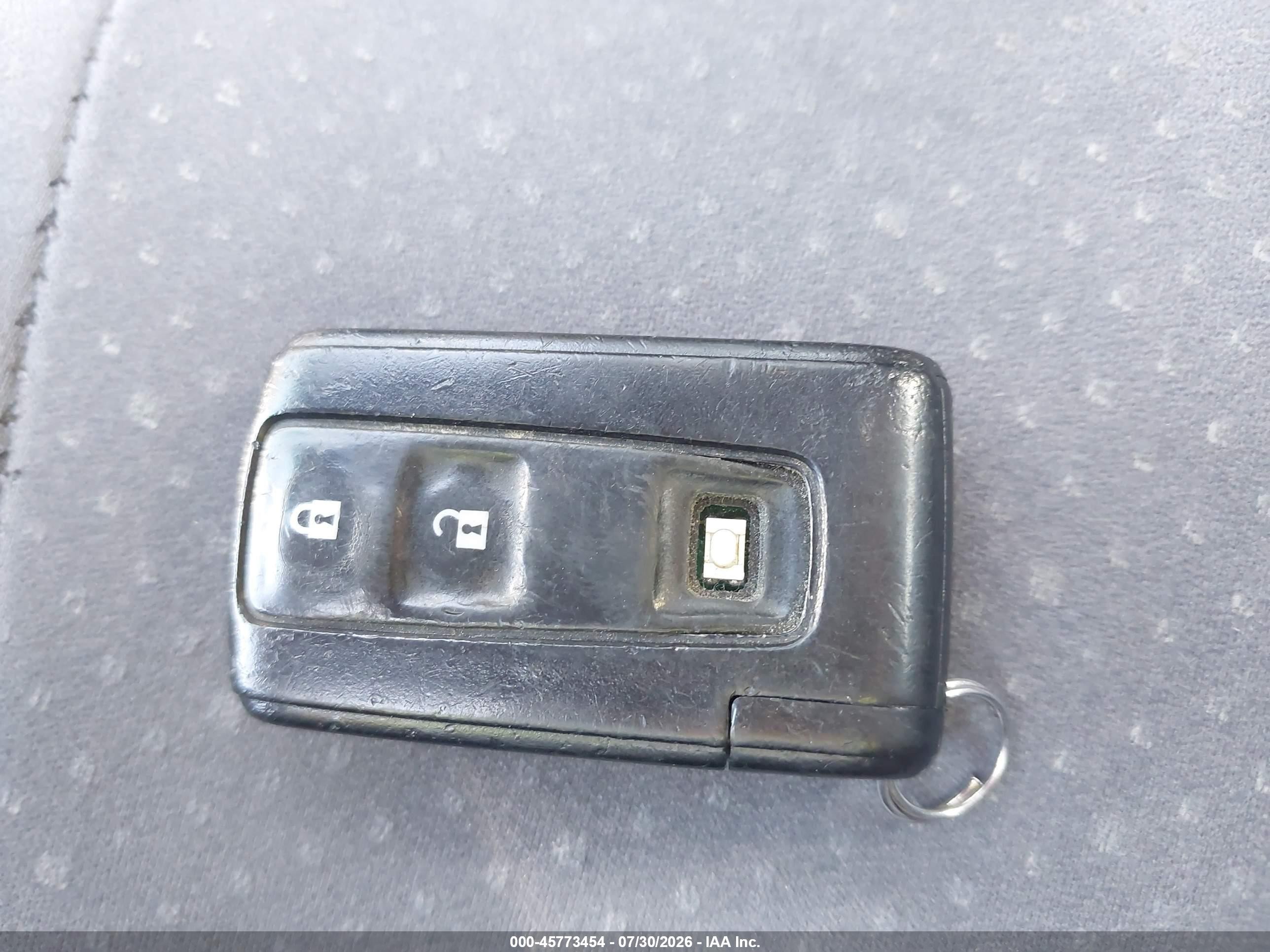 2008 Toyota Prius   Gold vin: JTDKB20U183407790