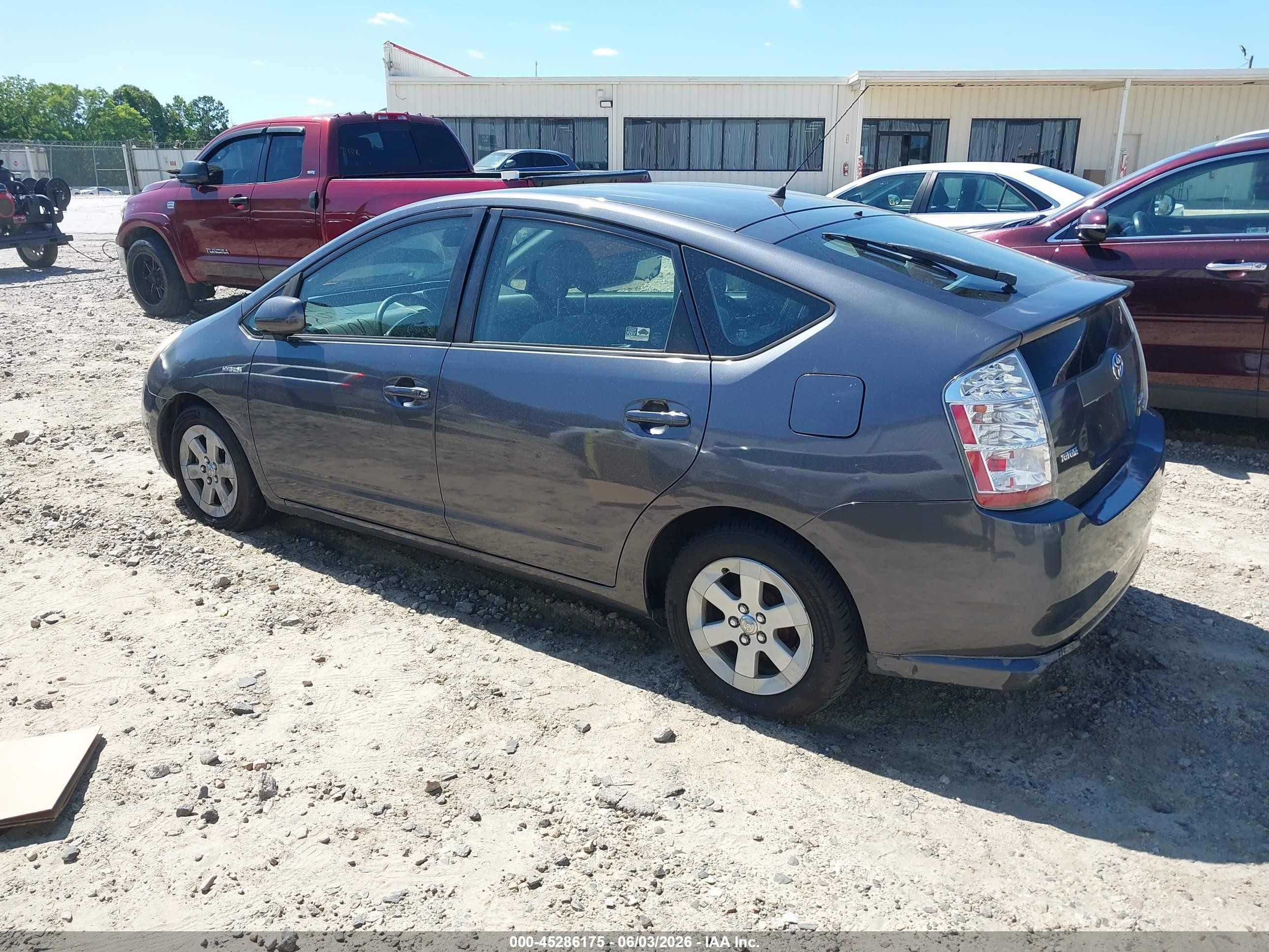 2008 Toyota Prius   Gray vin: JTDKB20U183408129
