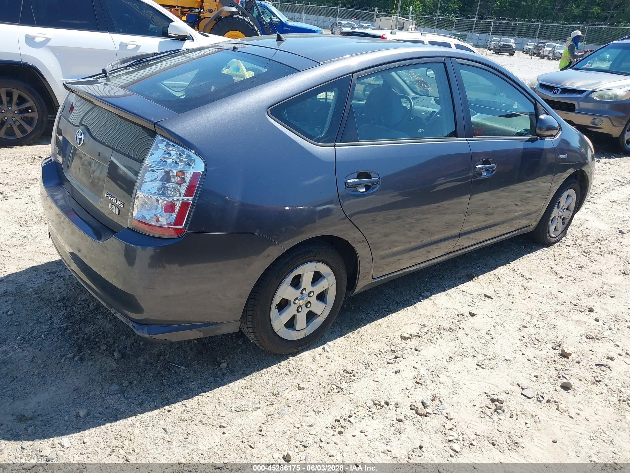 2008 Toyota Prius   Gray vin: JTDKB20U183408129