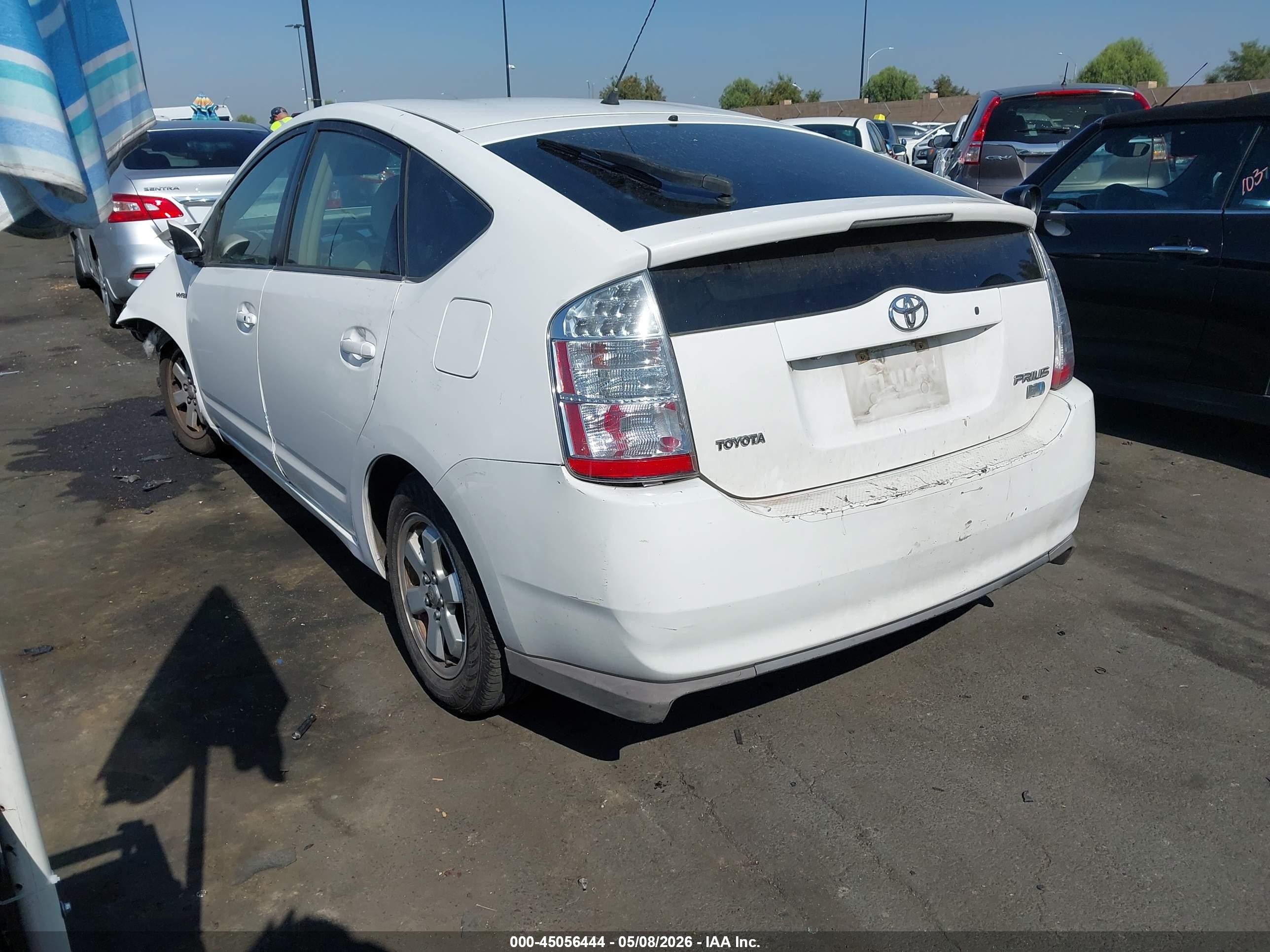 2008 Toyota Prius   White vin: JTDKB20U183453474