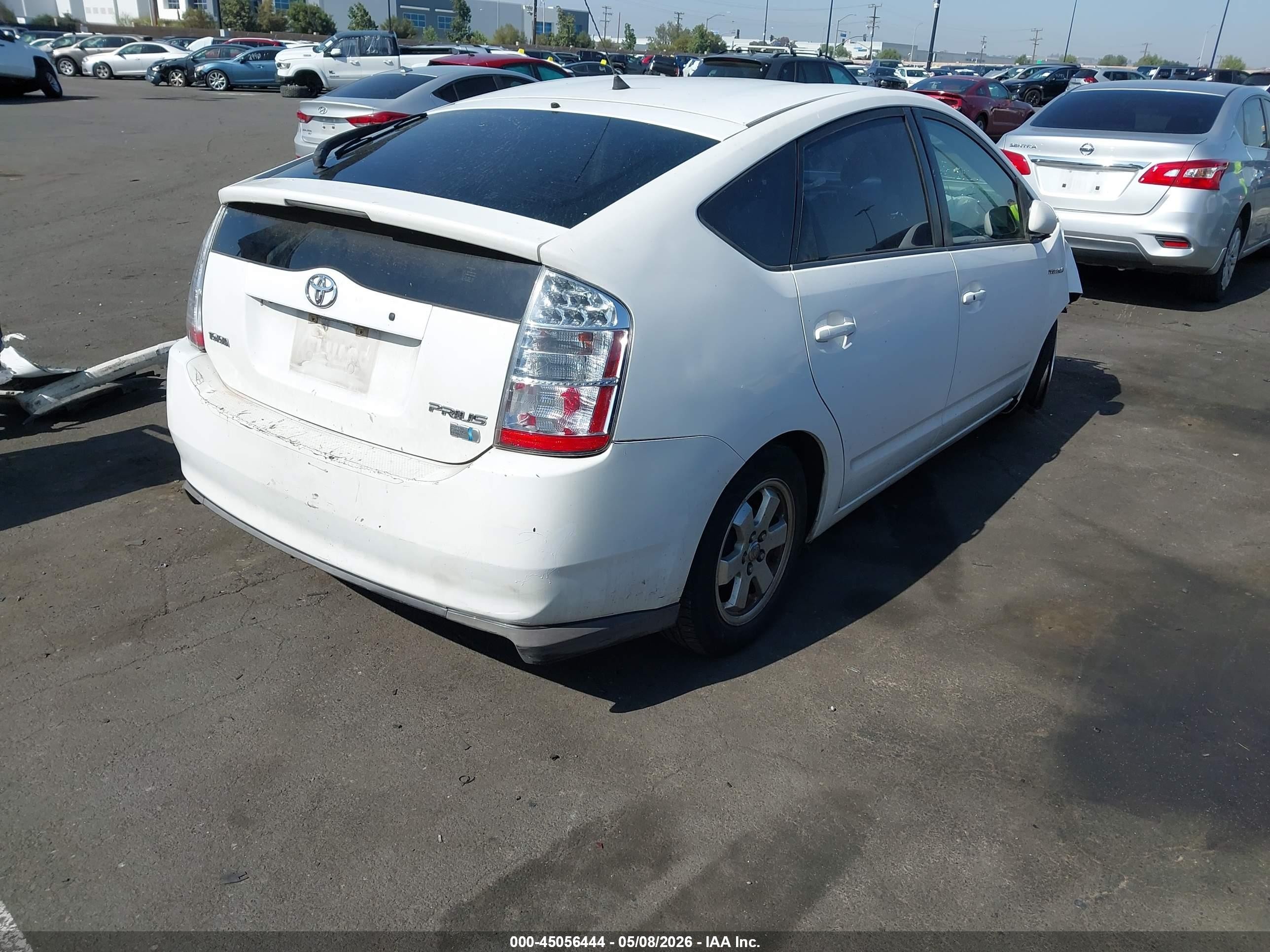 2008 Toyota Prius   White vin: JTDKB20U183453474
