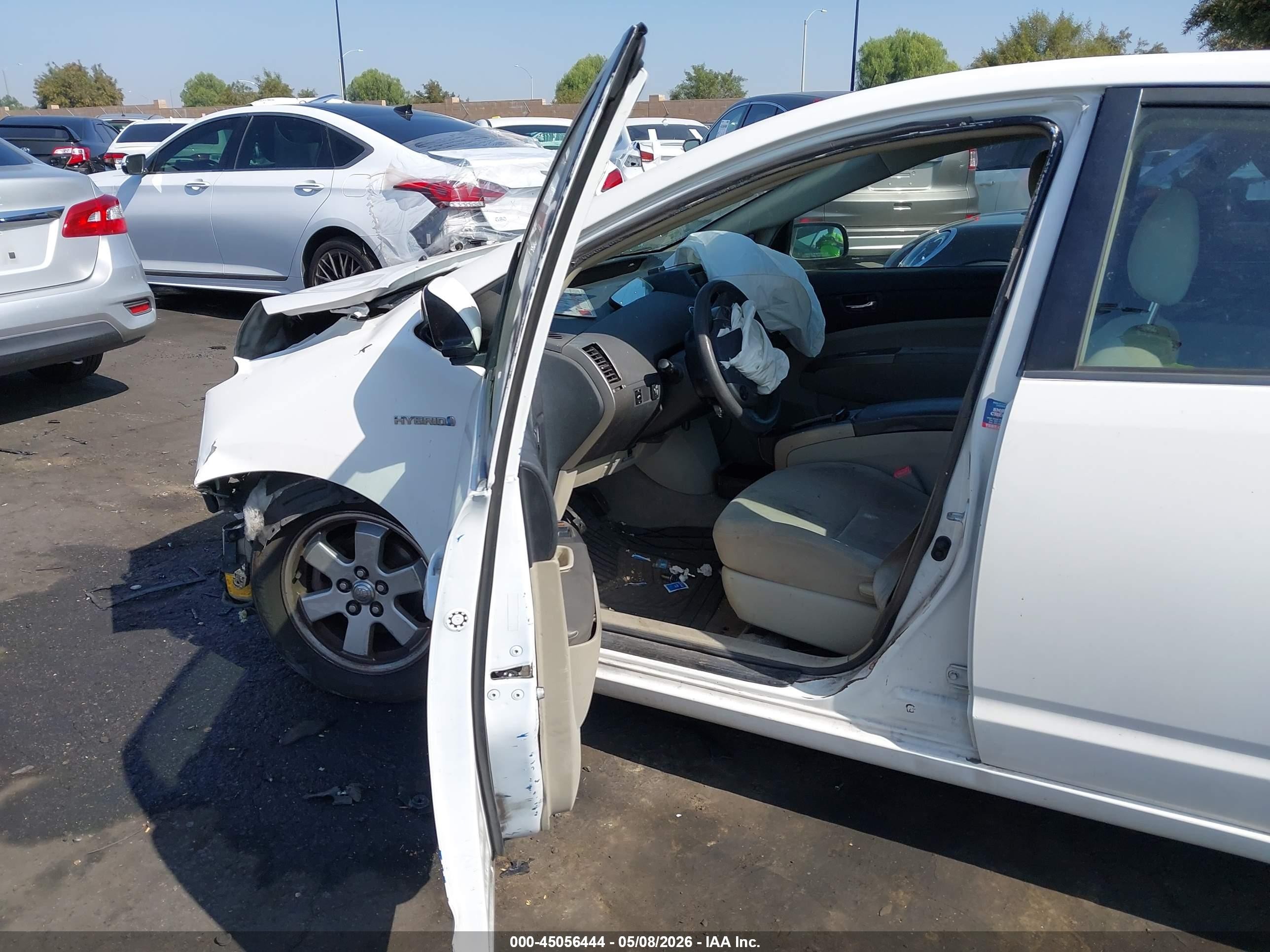 2008 Toyota Prius   White vin: JTDKB20U183453474